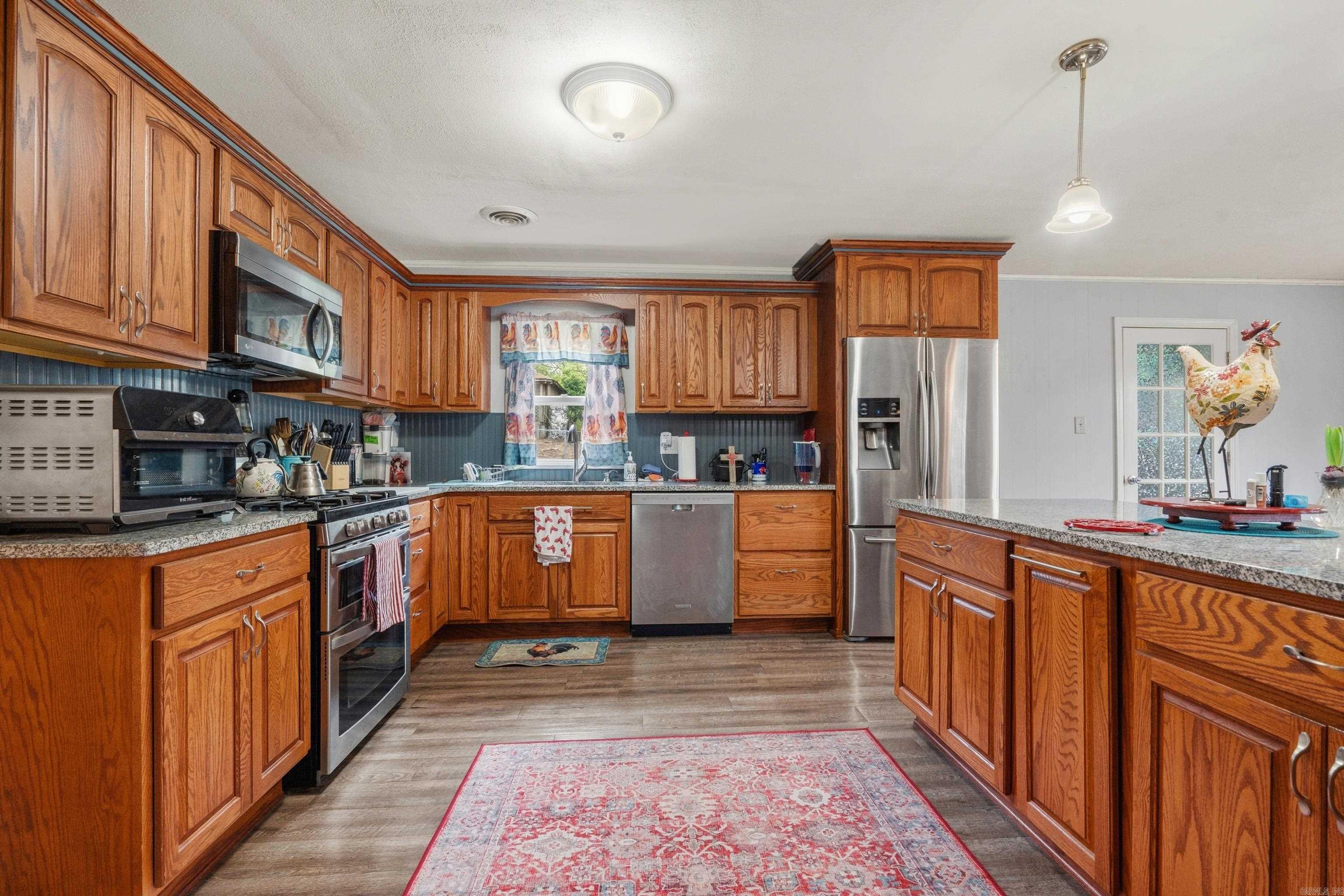429 Ridgeway Street Property Photo 2