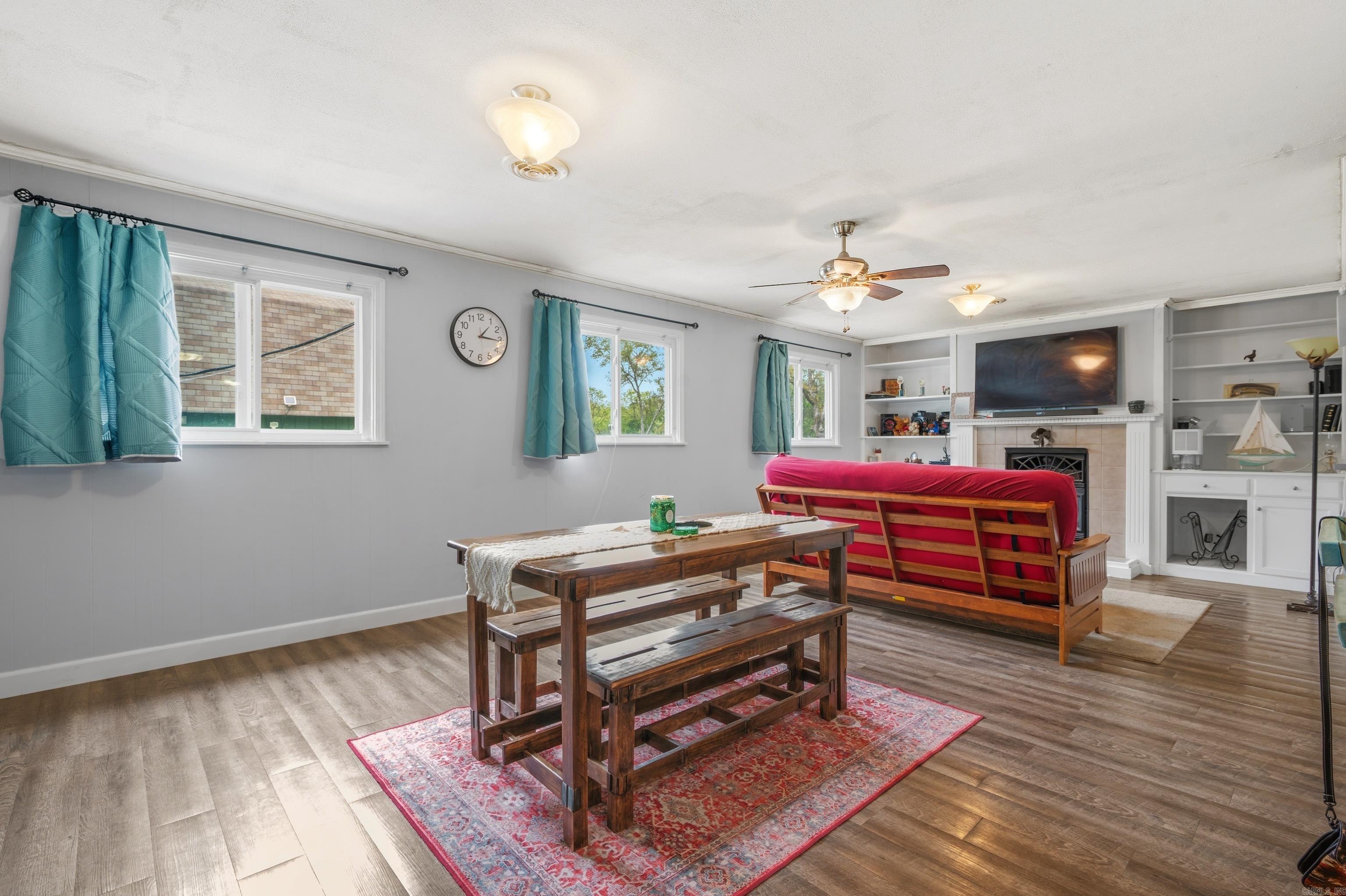 429 Ridgeway Street Property Photo 12