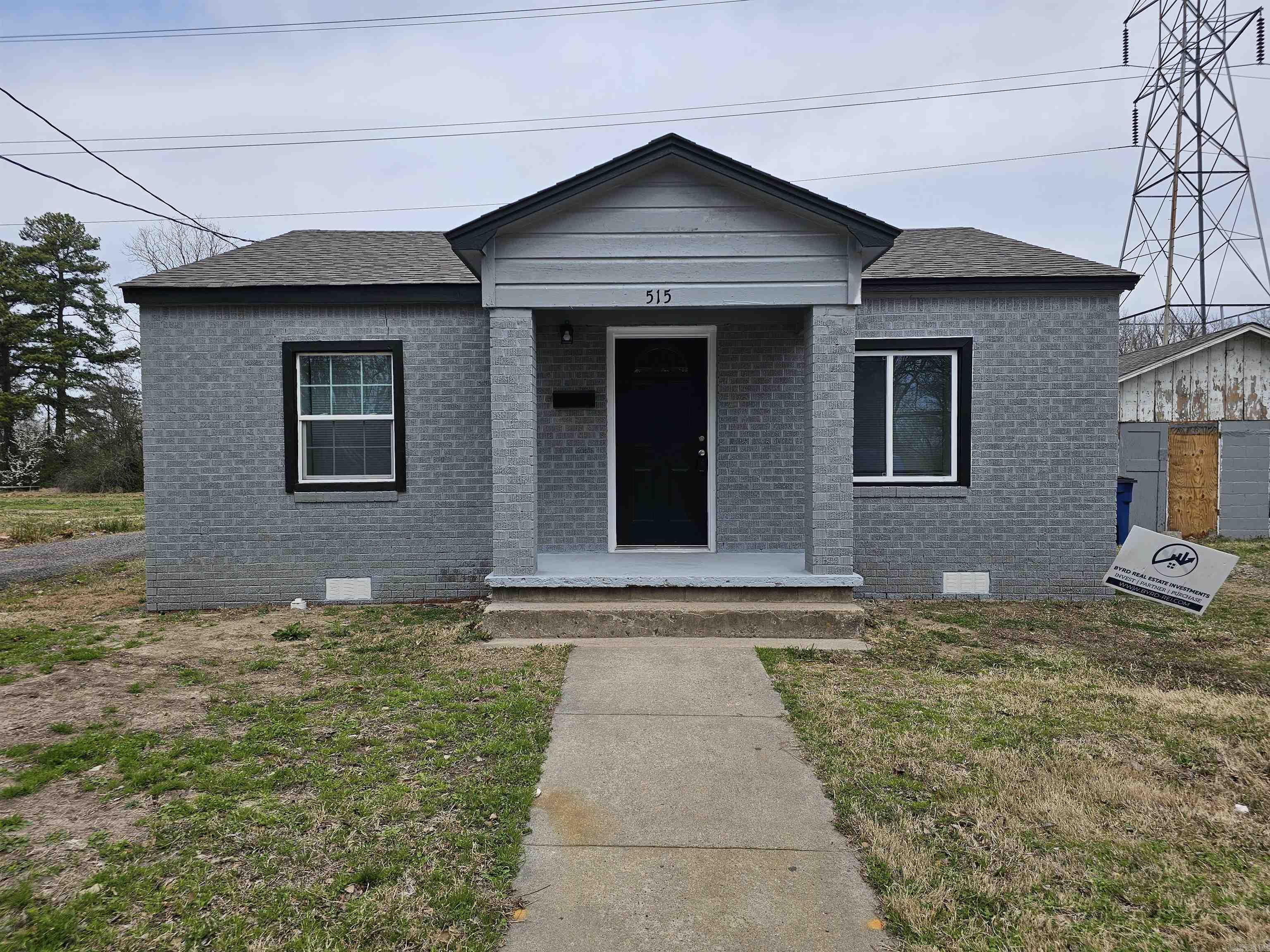 515 Poe St Property Photo 1