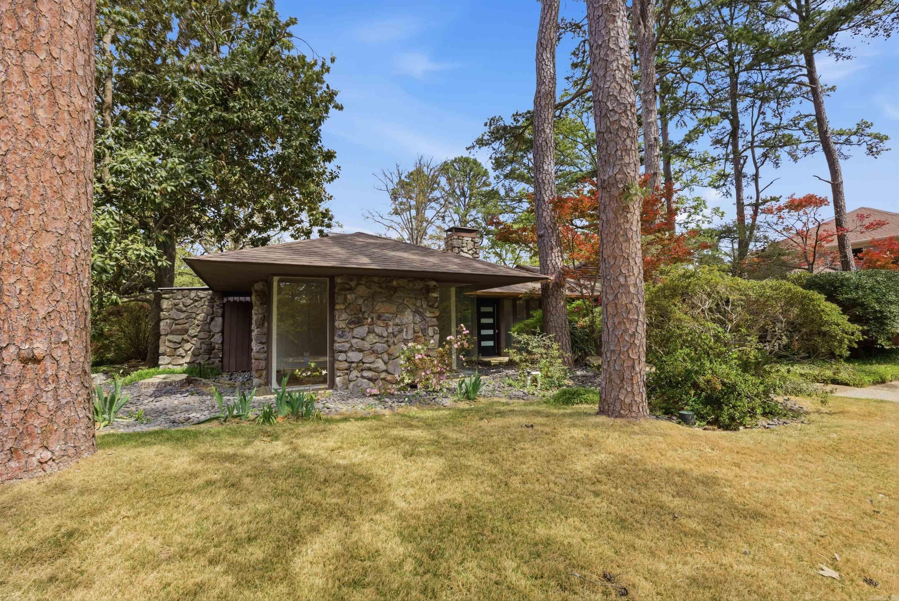 2 Glenridge Road Property Photo 3