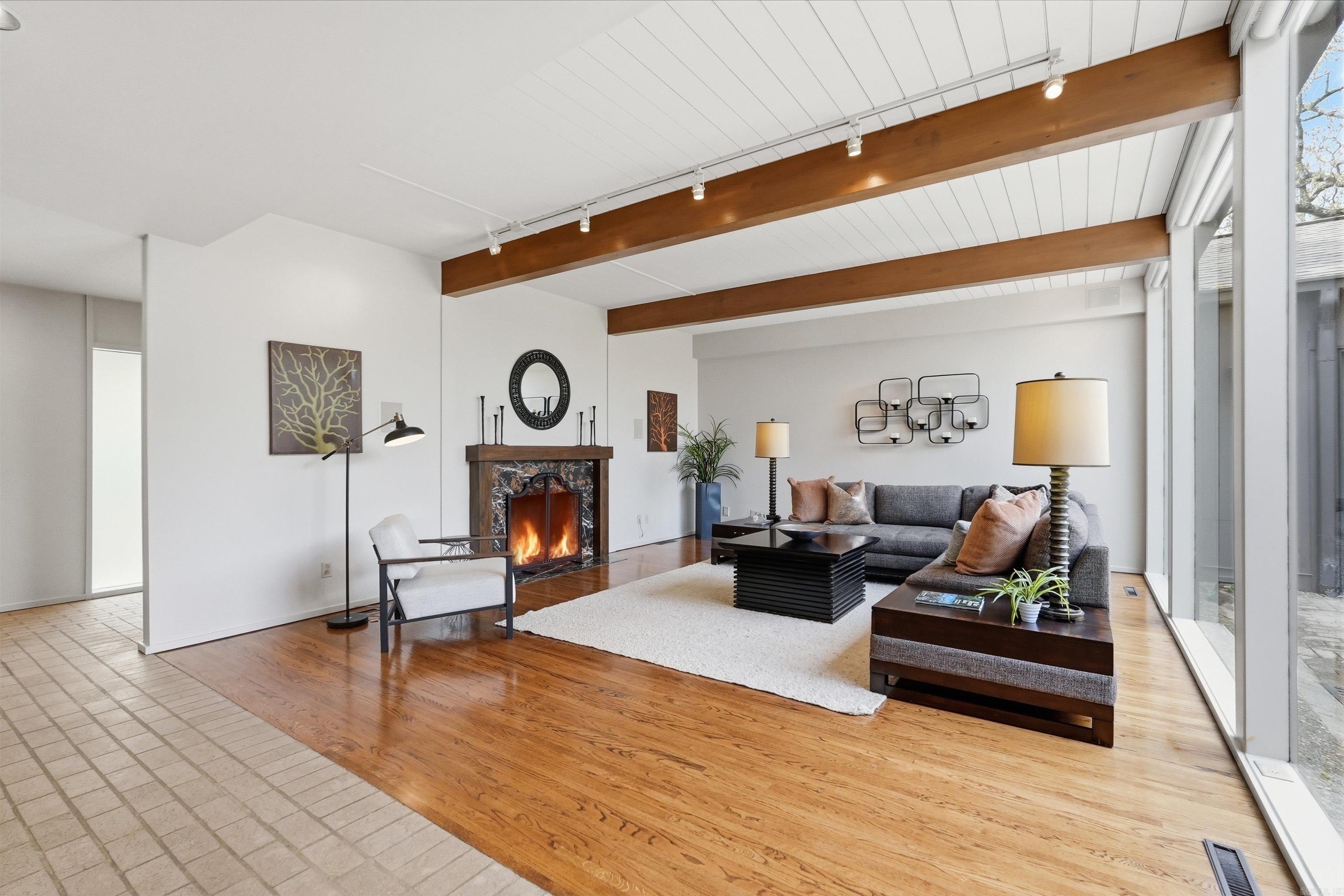 2 Glenridge Road Property Photo 6