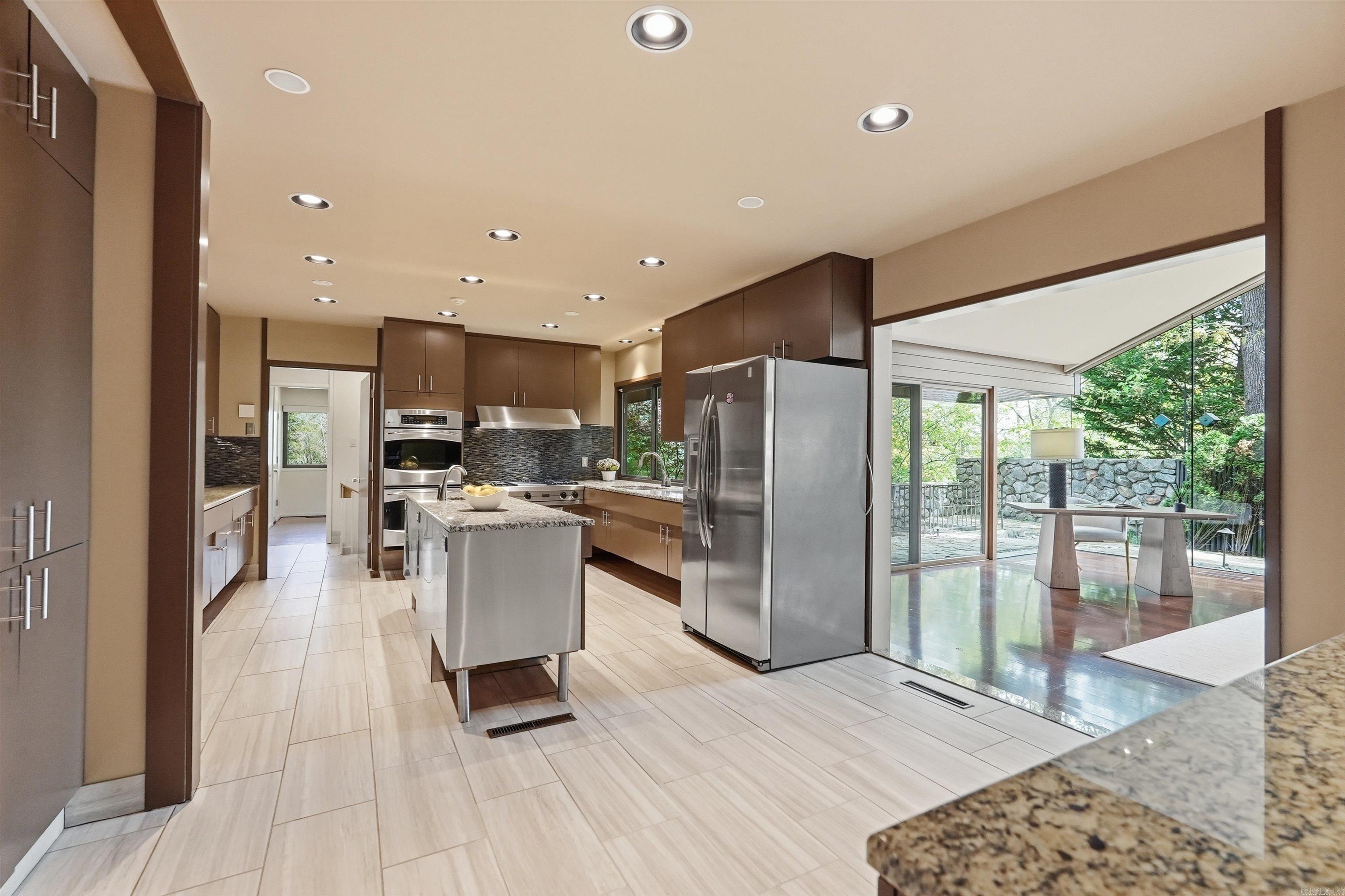 2 Glenridge Road Property Photo 14
