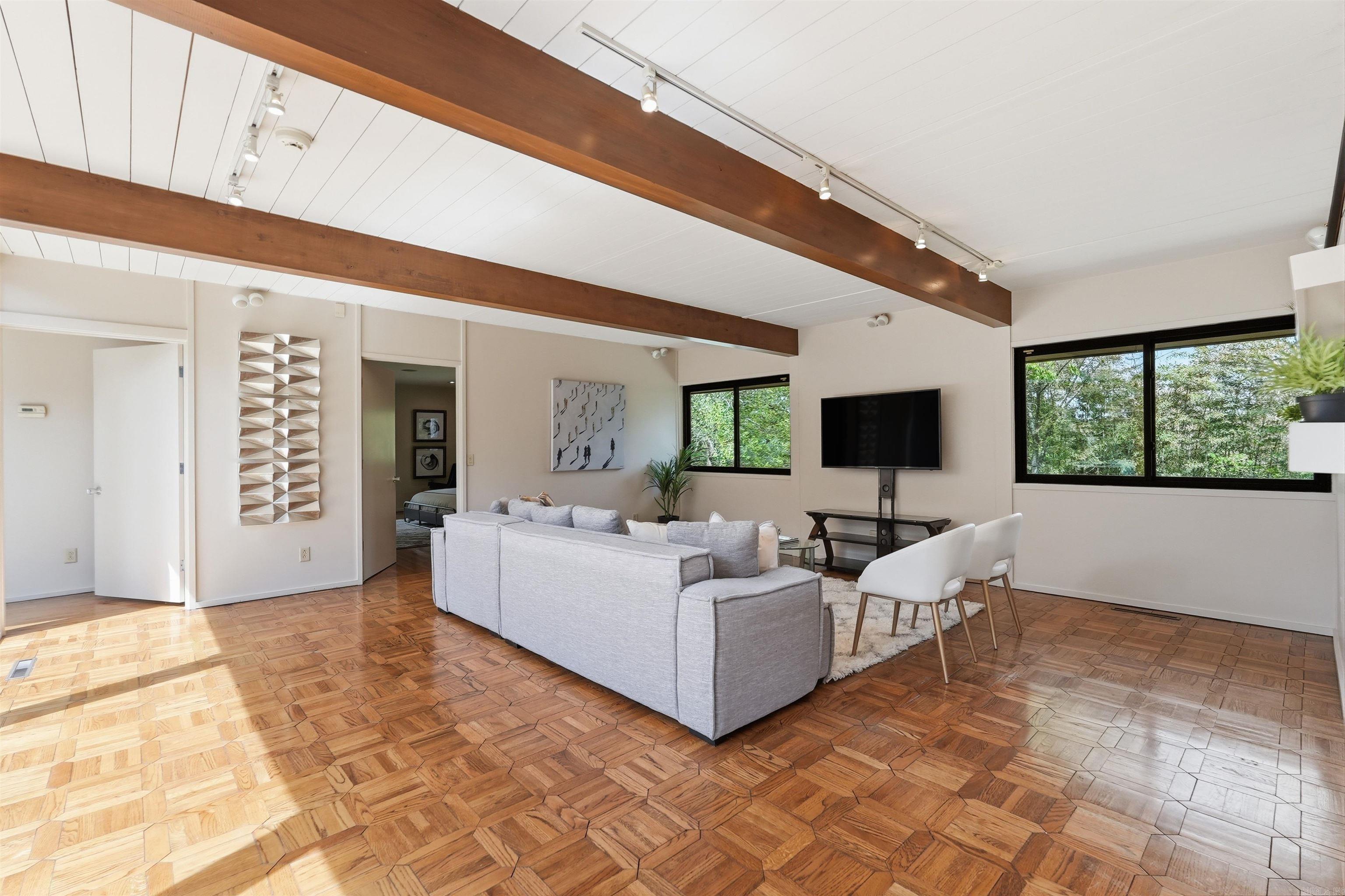 2 Glenridge Road Property Photo 26
