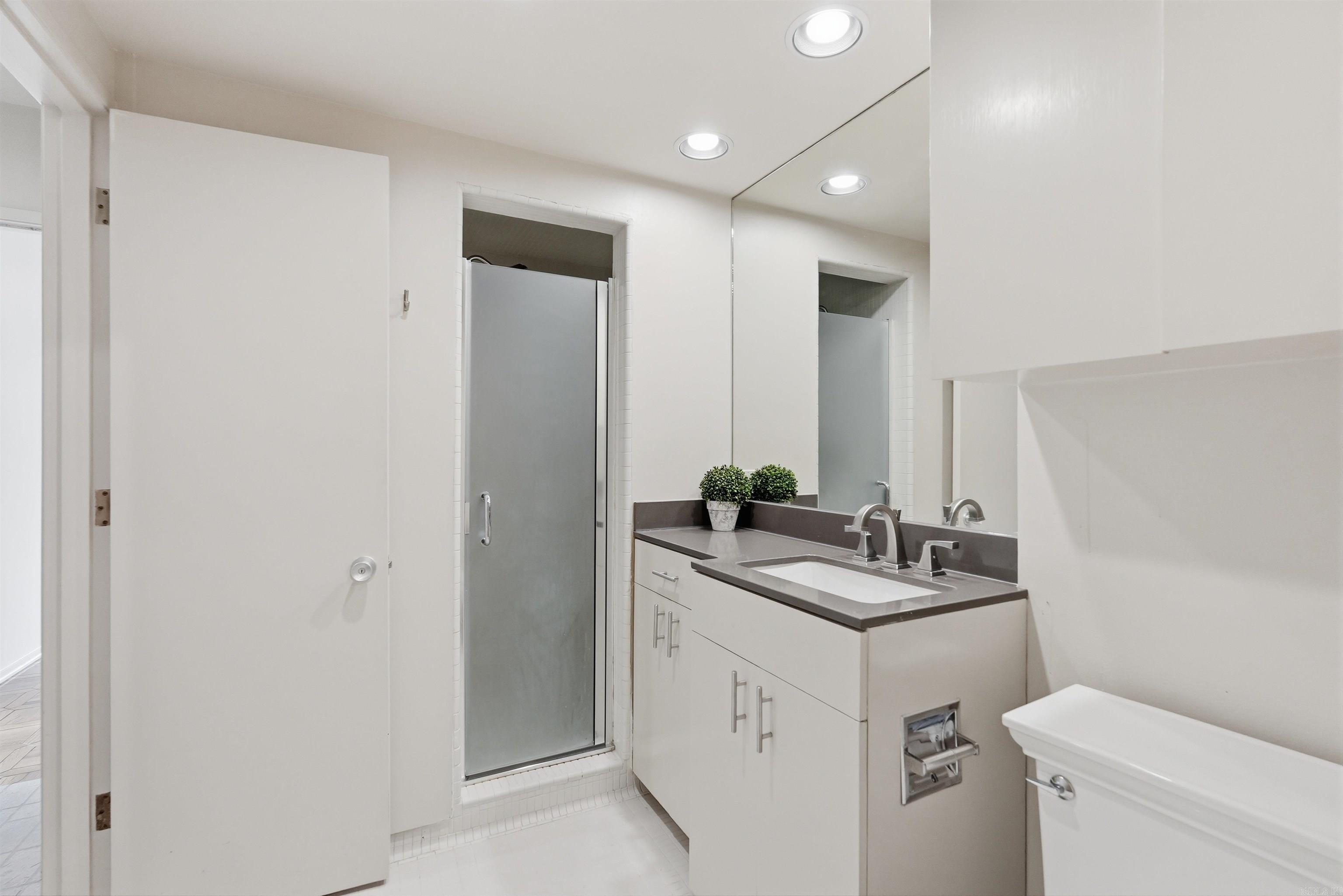 2 Glenridge Road Property Photo 33