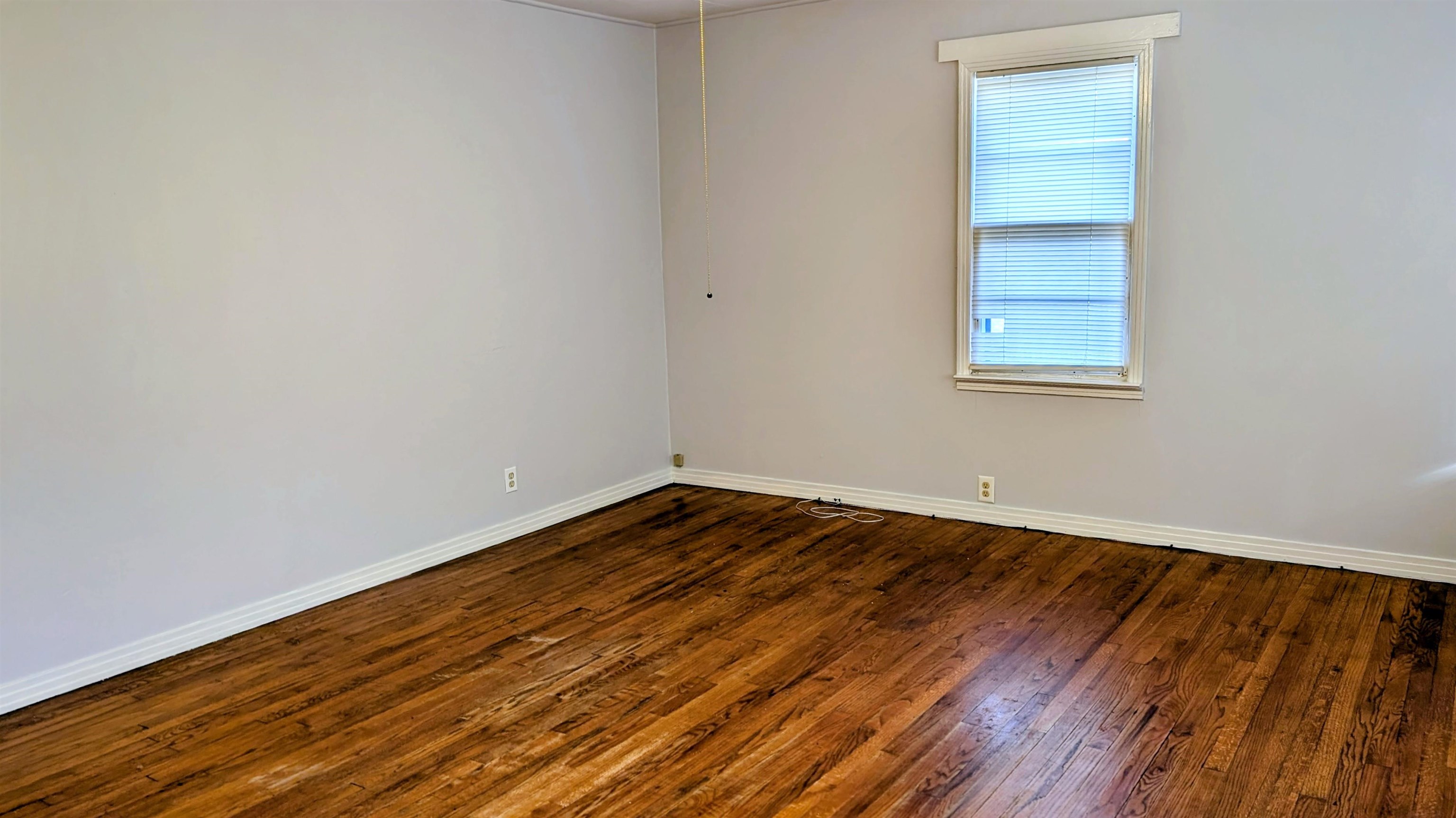 32 E Main Street Property Photo 2