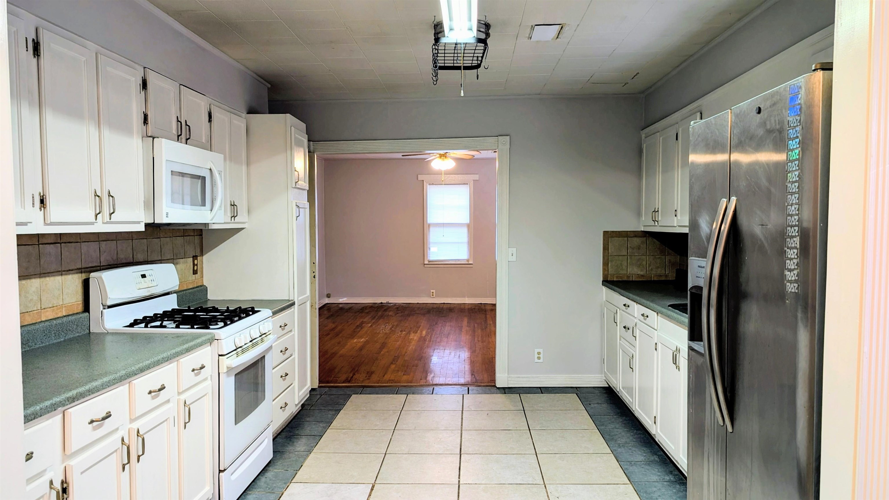 32 E Main Street Property Photo 7
