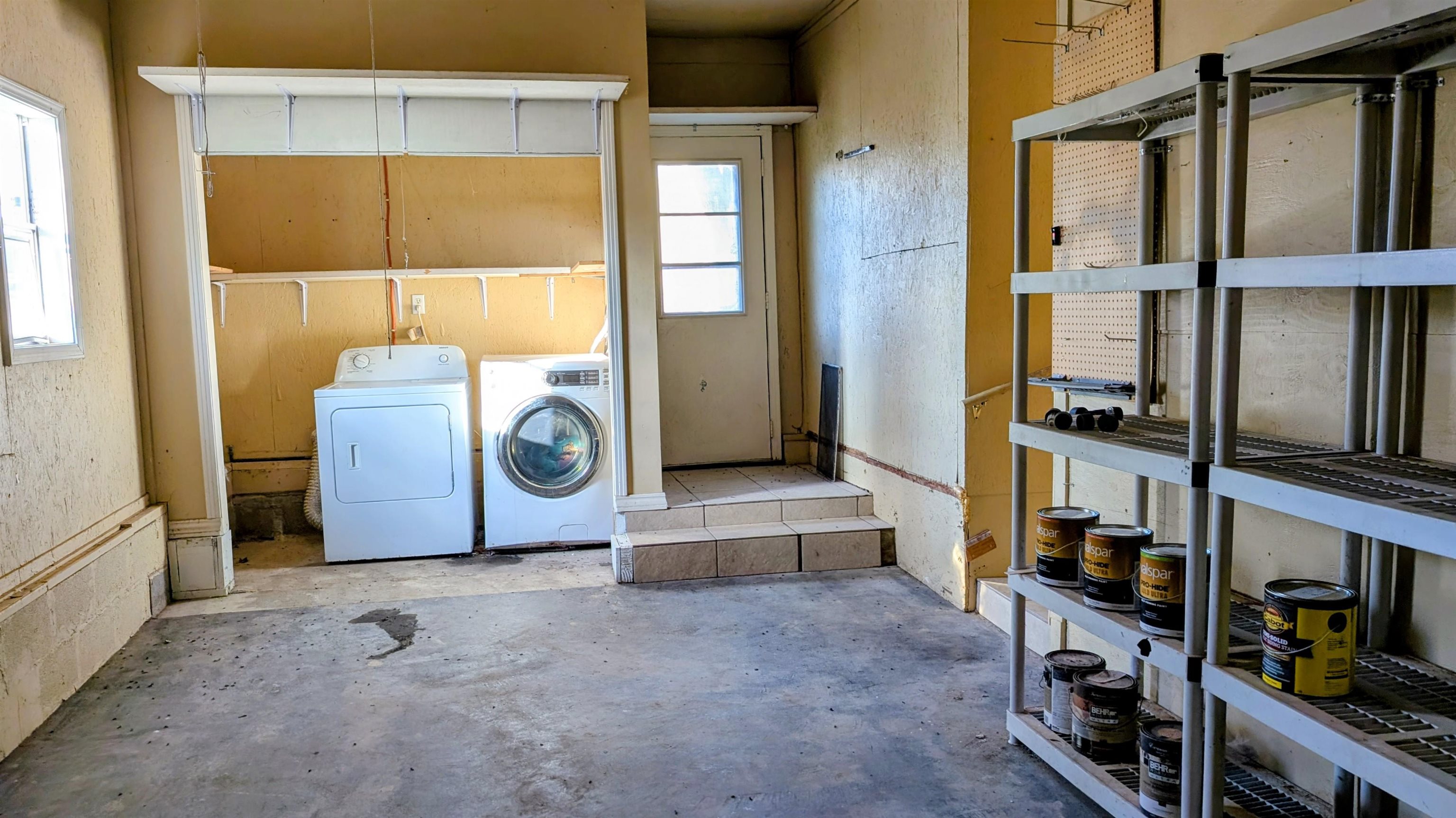 32 E Main Street Property Photo 27
