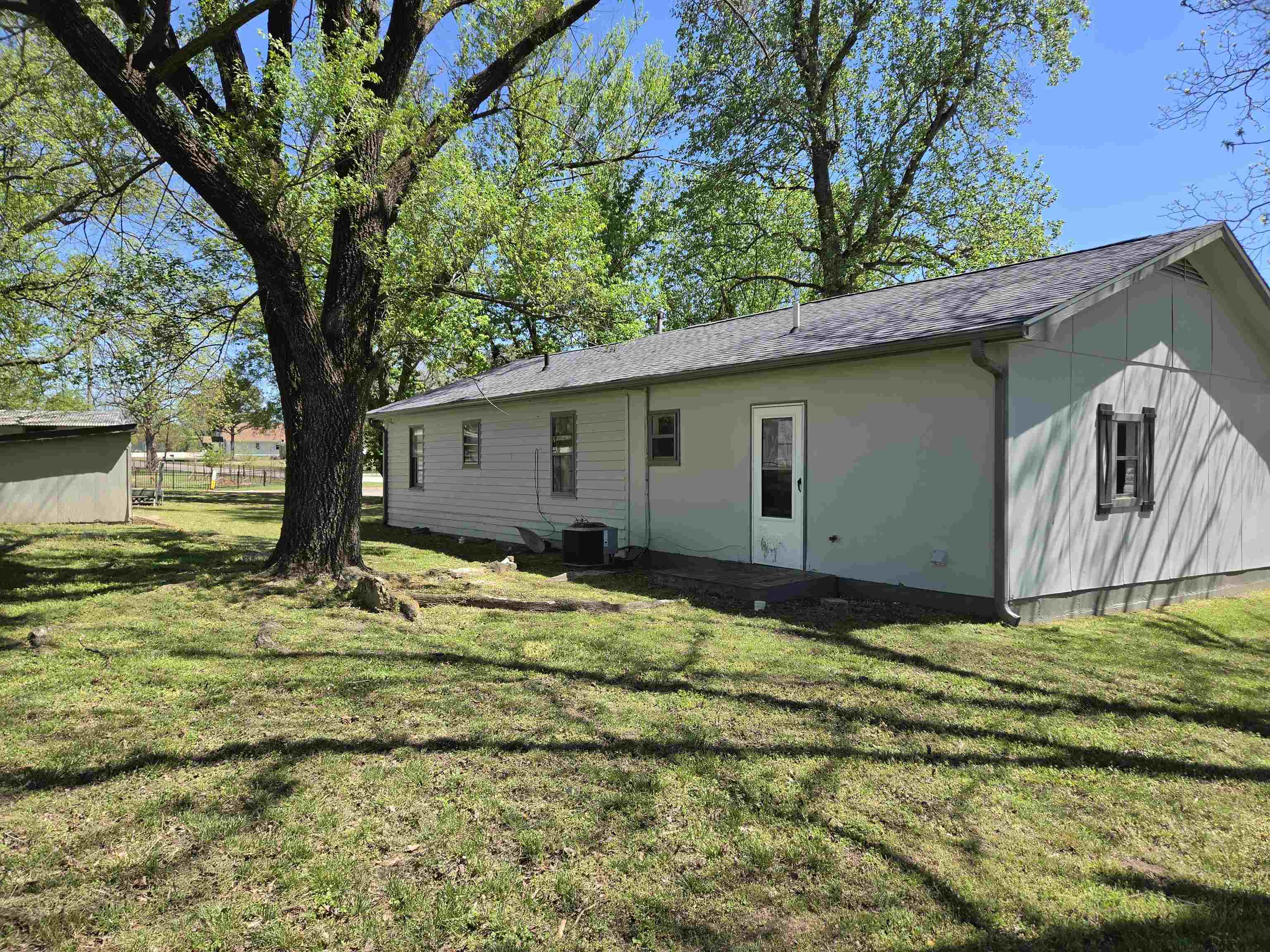 32 E Main Street Property Photo 33