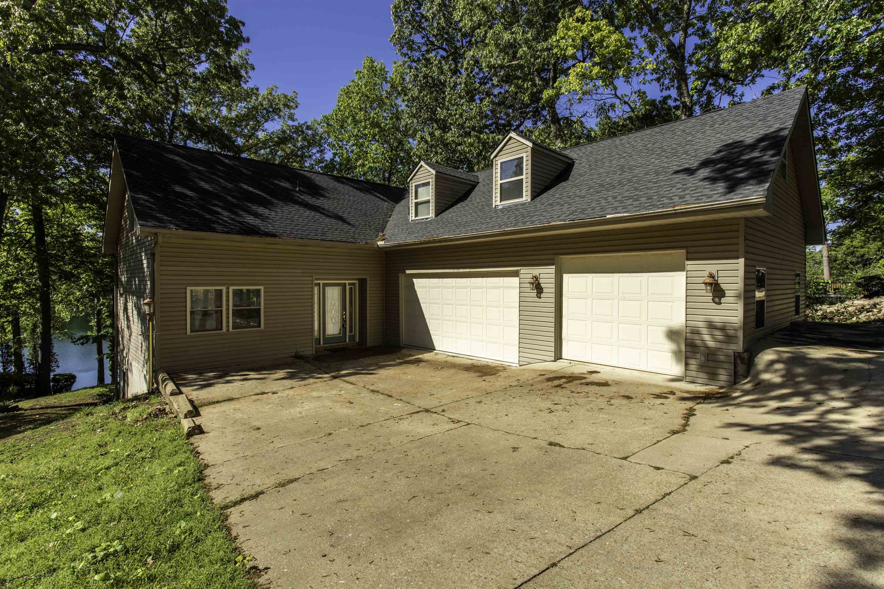 8 Winnebago Trace Property Photo 1
