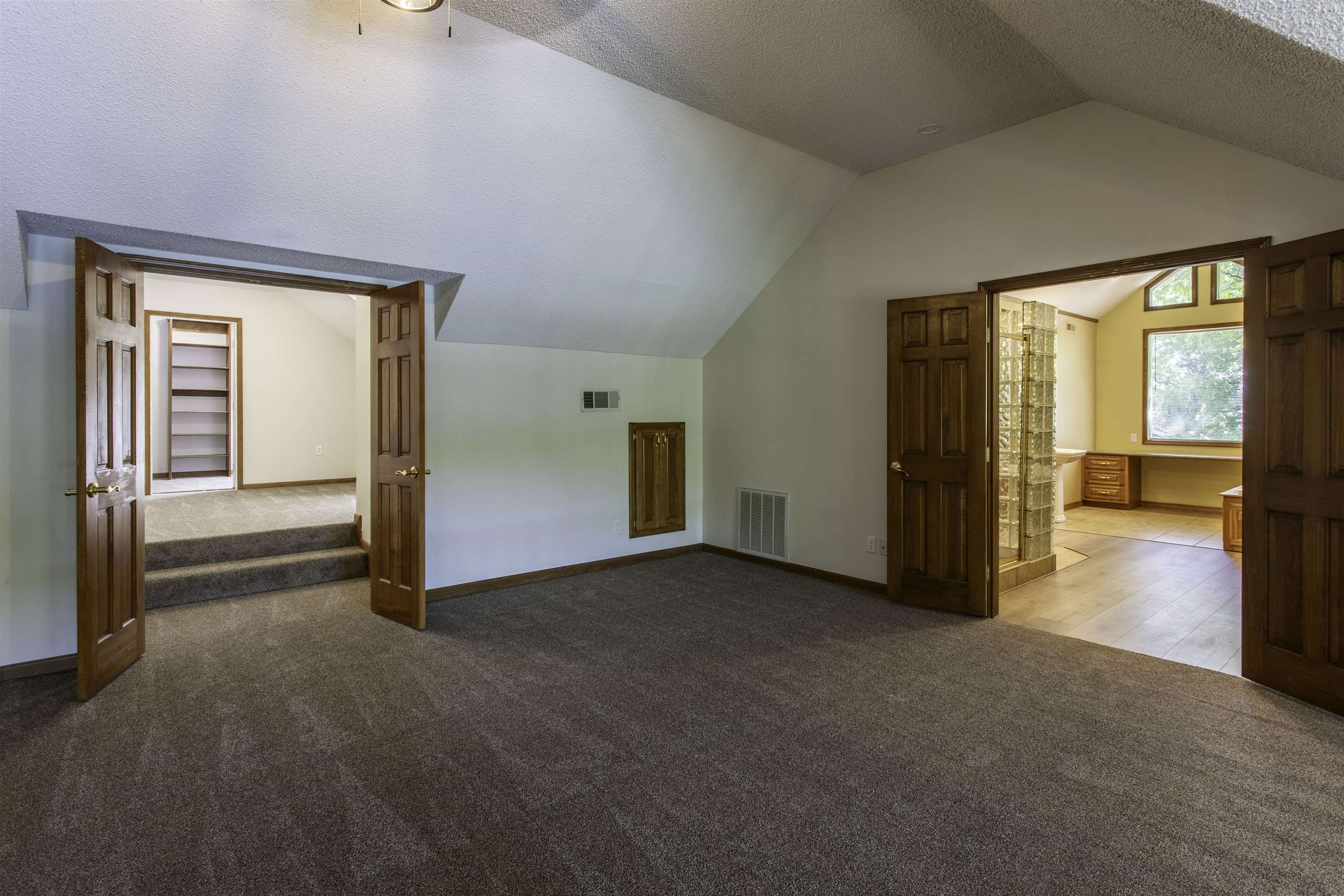 8 Winnebago Trace Property Photo 23