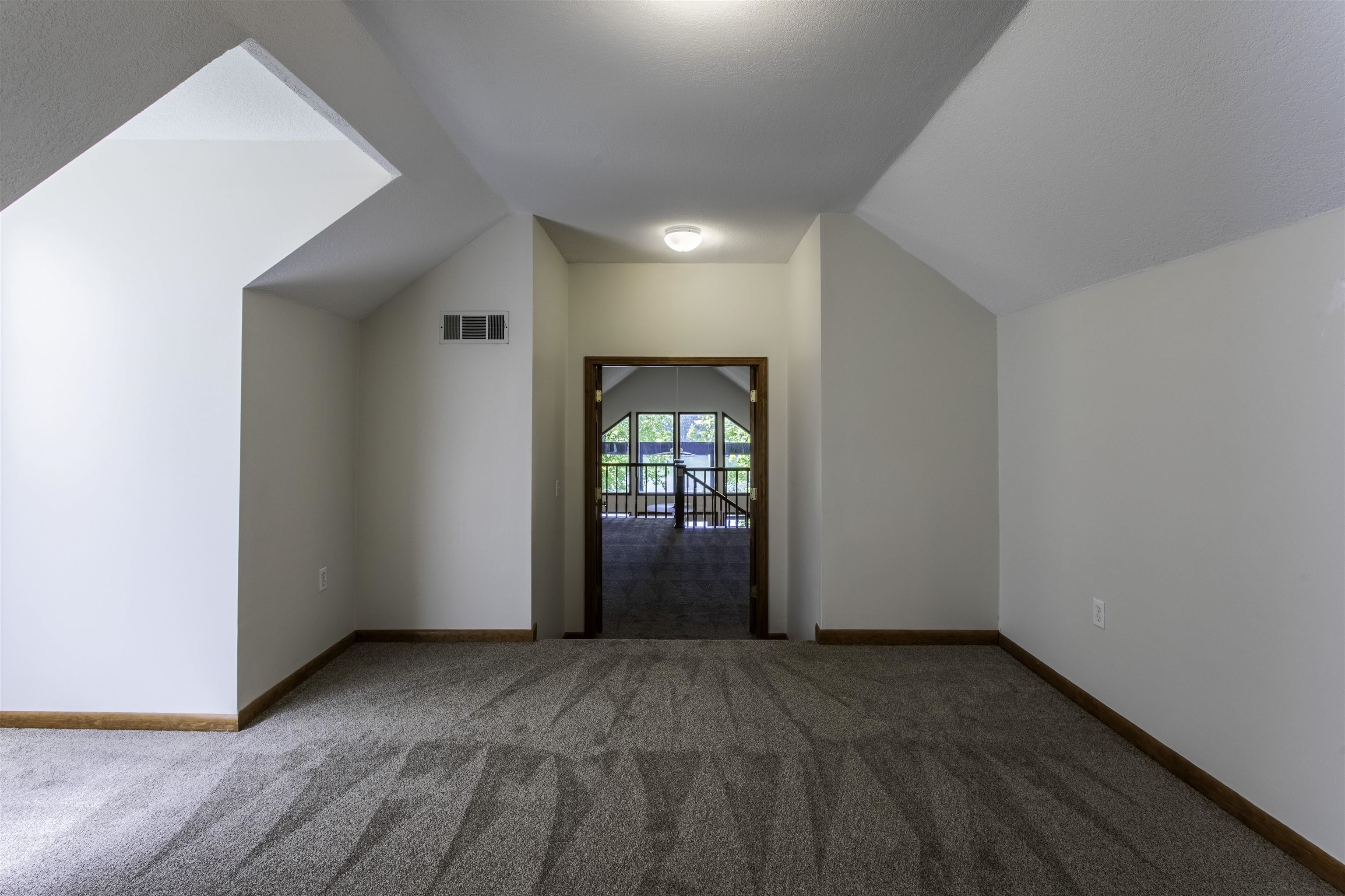8 Winnebago Trace Property Photo 25