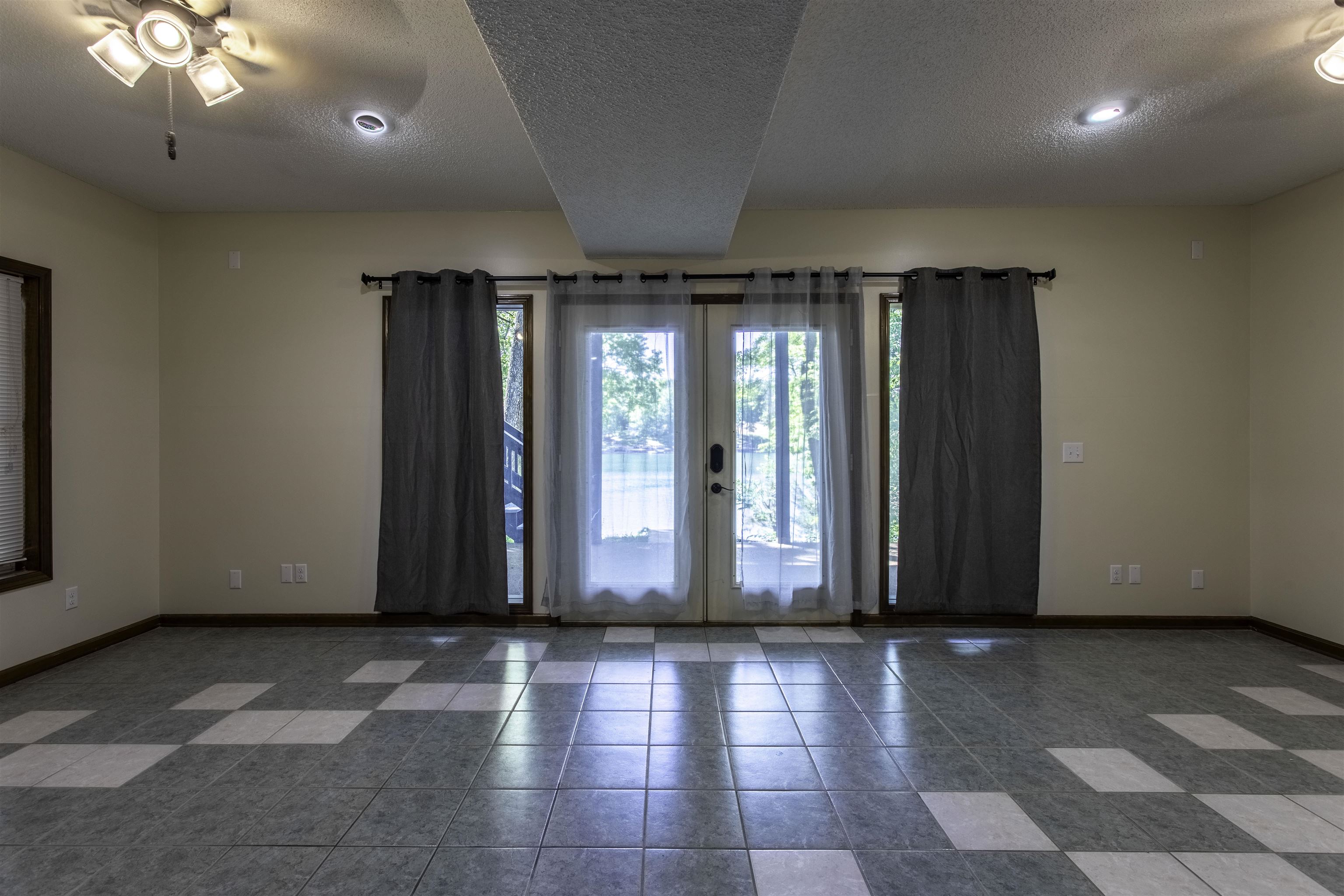 8 Winnebago Trace Property Photo 33