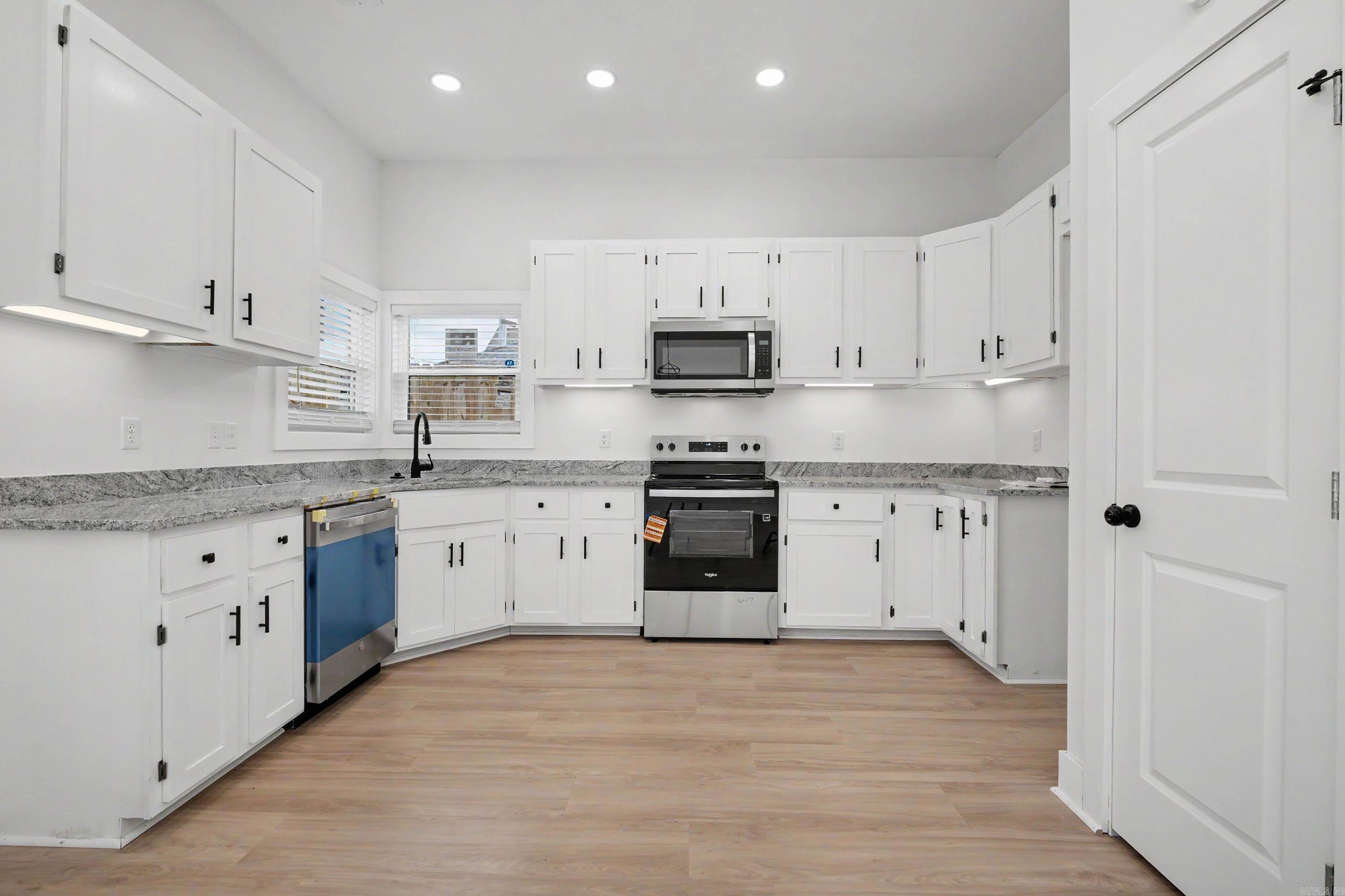 101 Montana Avenue Property Photo 9