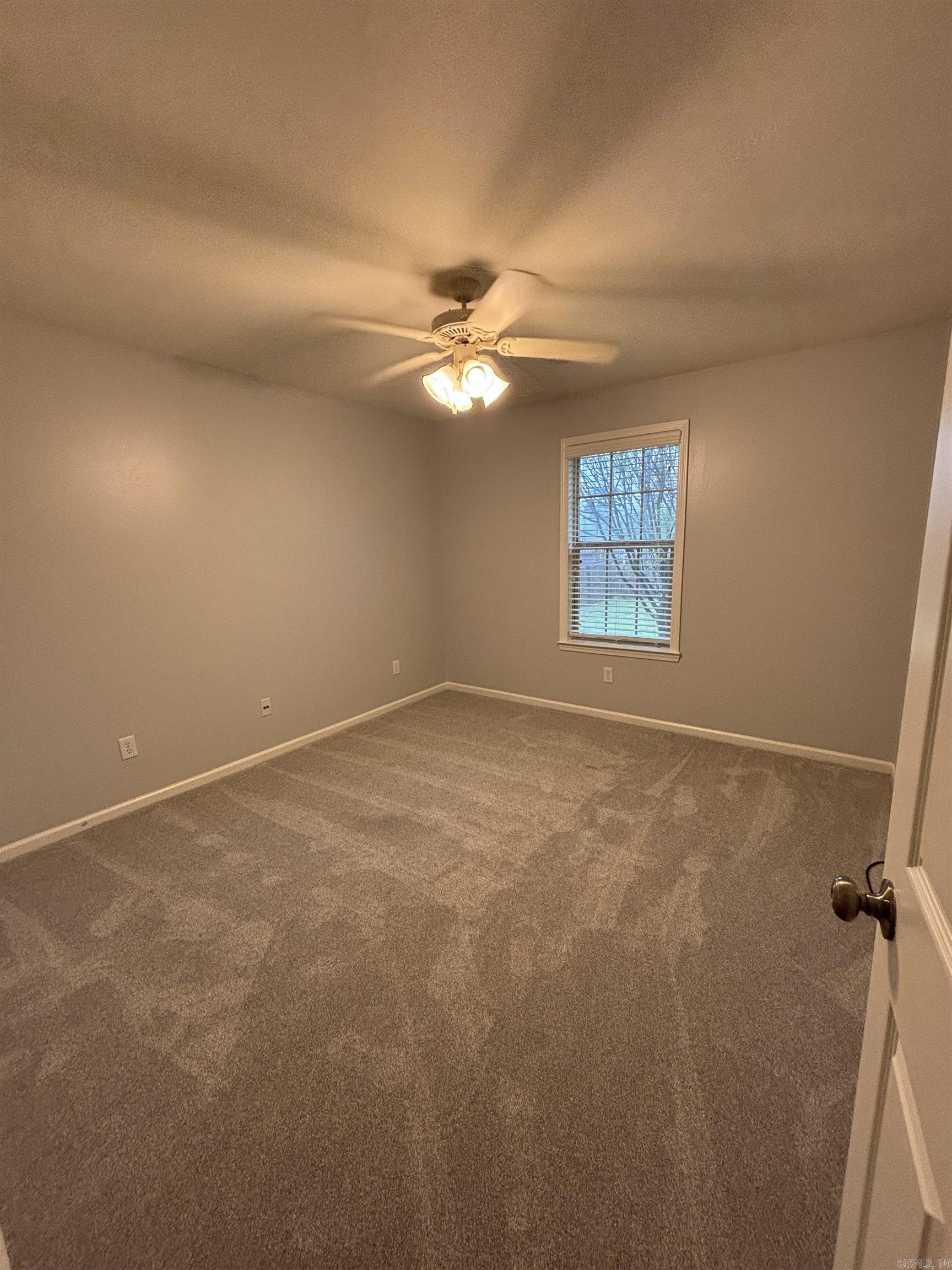 313 Grant Drive Property Photo 34
