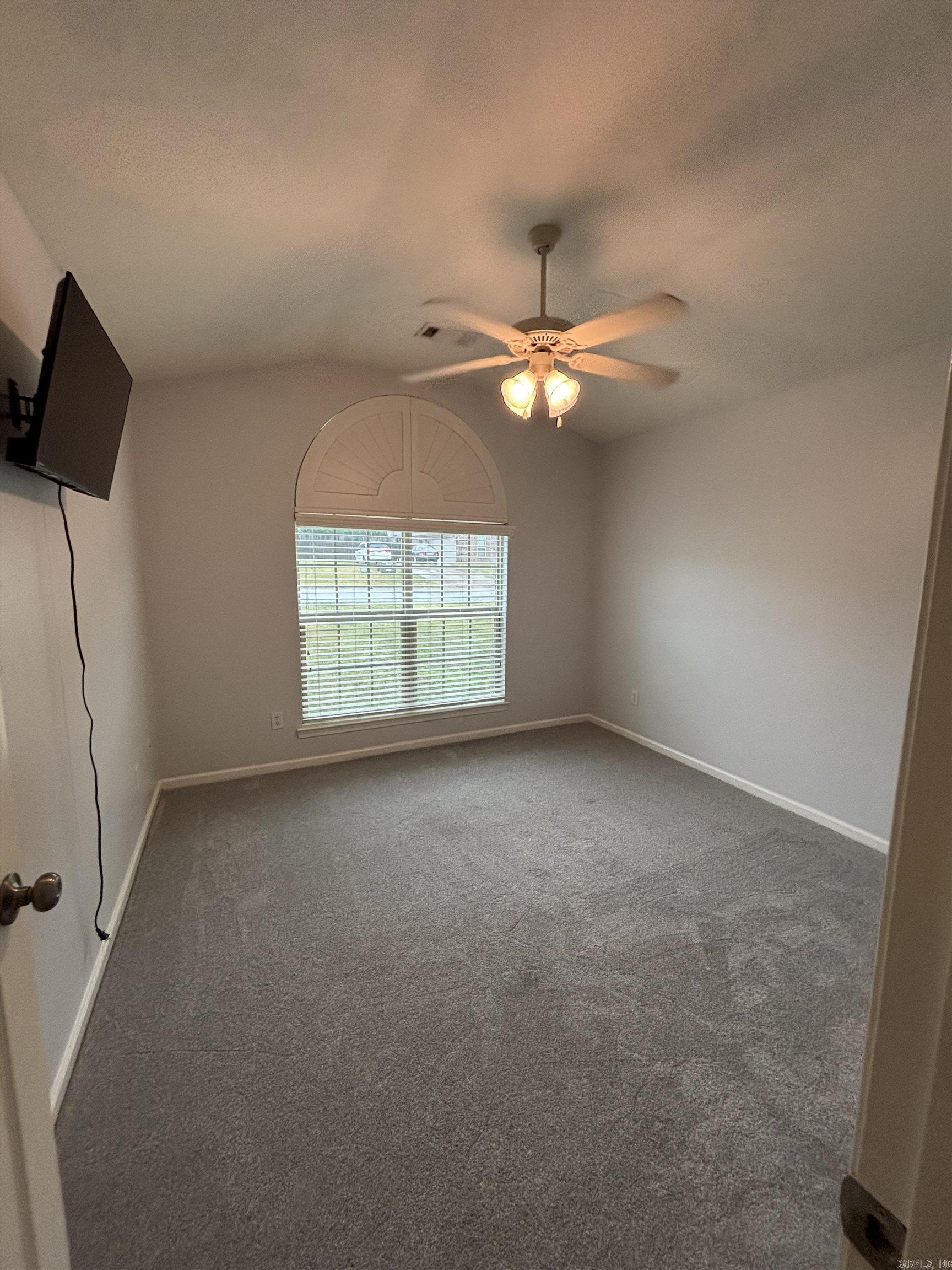 313 Grant Drive Property Photo 35