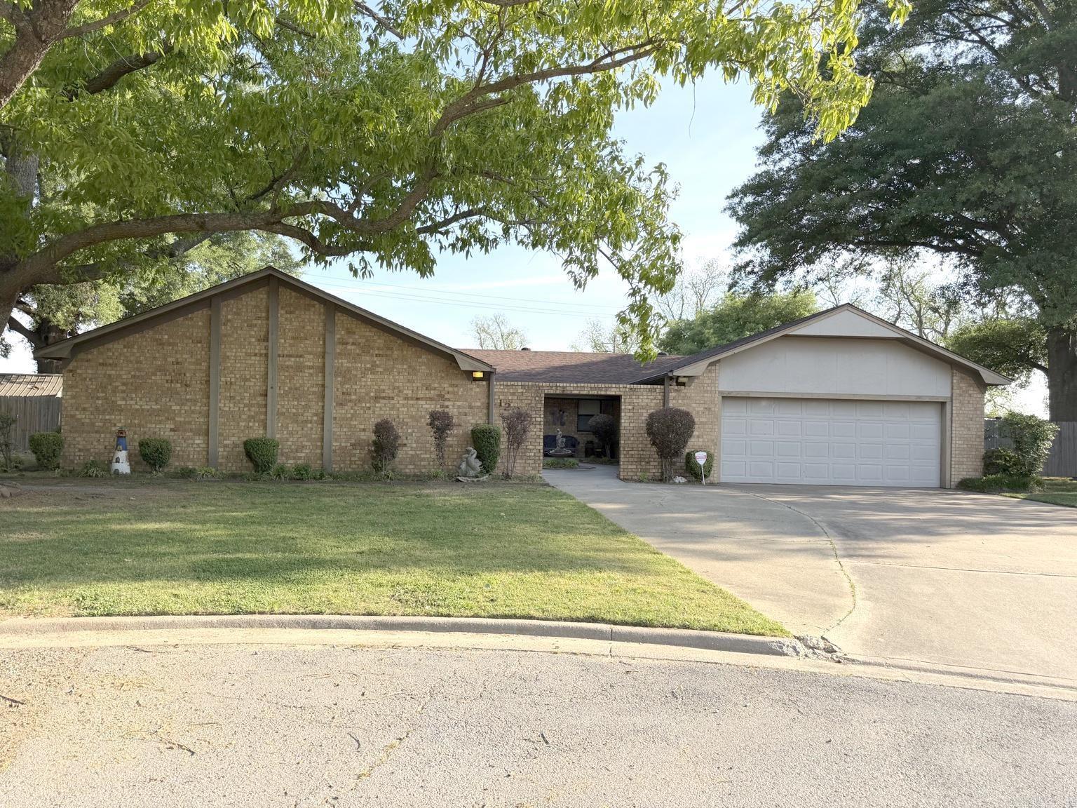 120 Patrick Street Property Photo 1