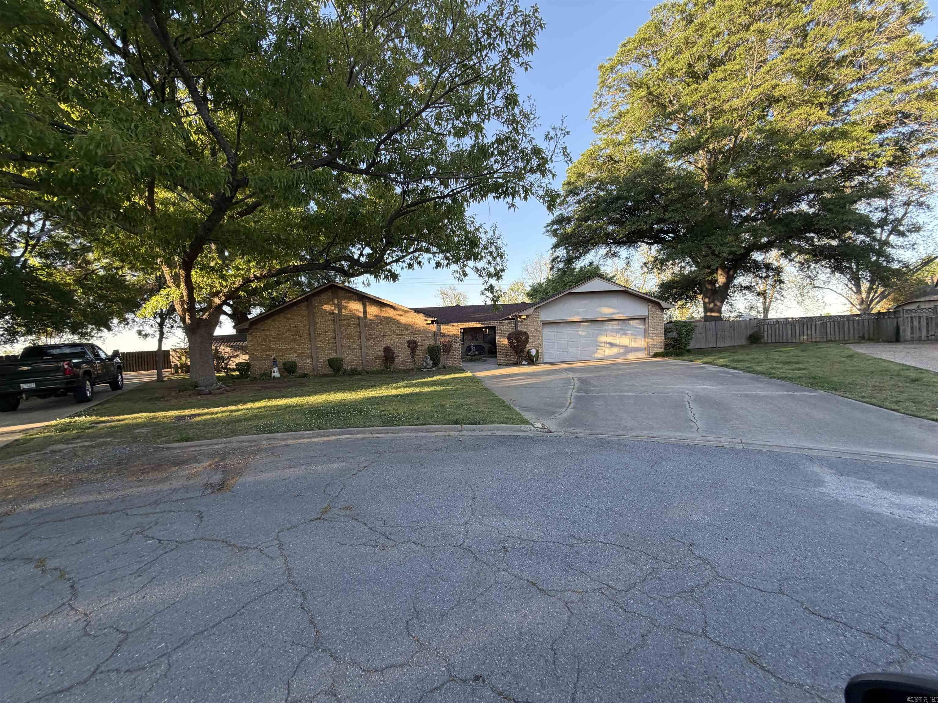 120 Patrick Street Property Photo 2