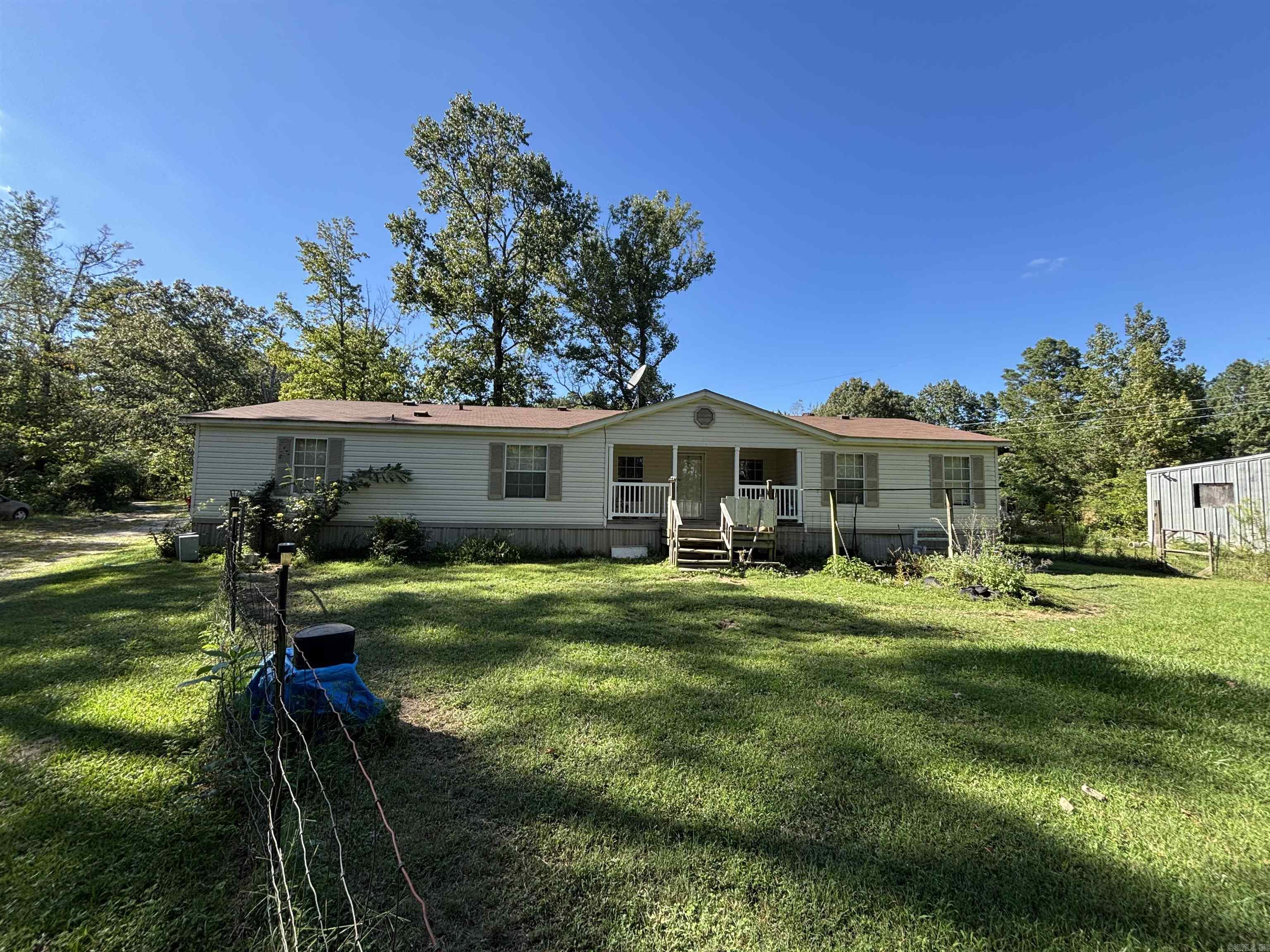 14130 Dollarway Rd Property Photo 1