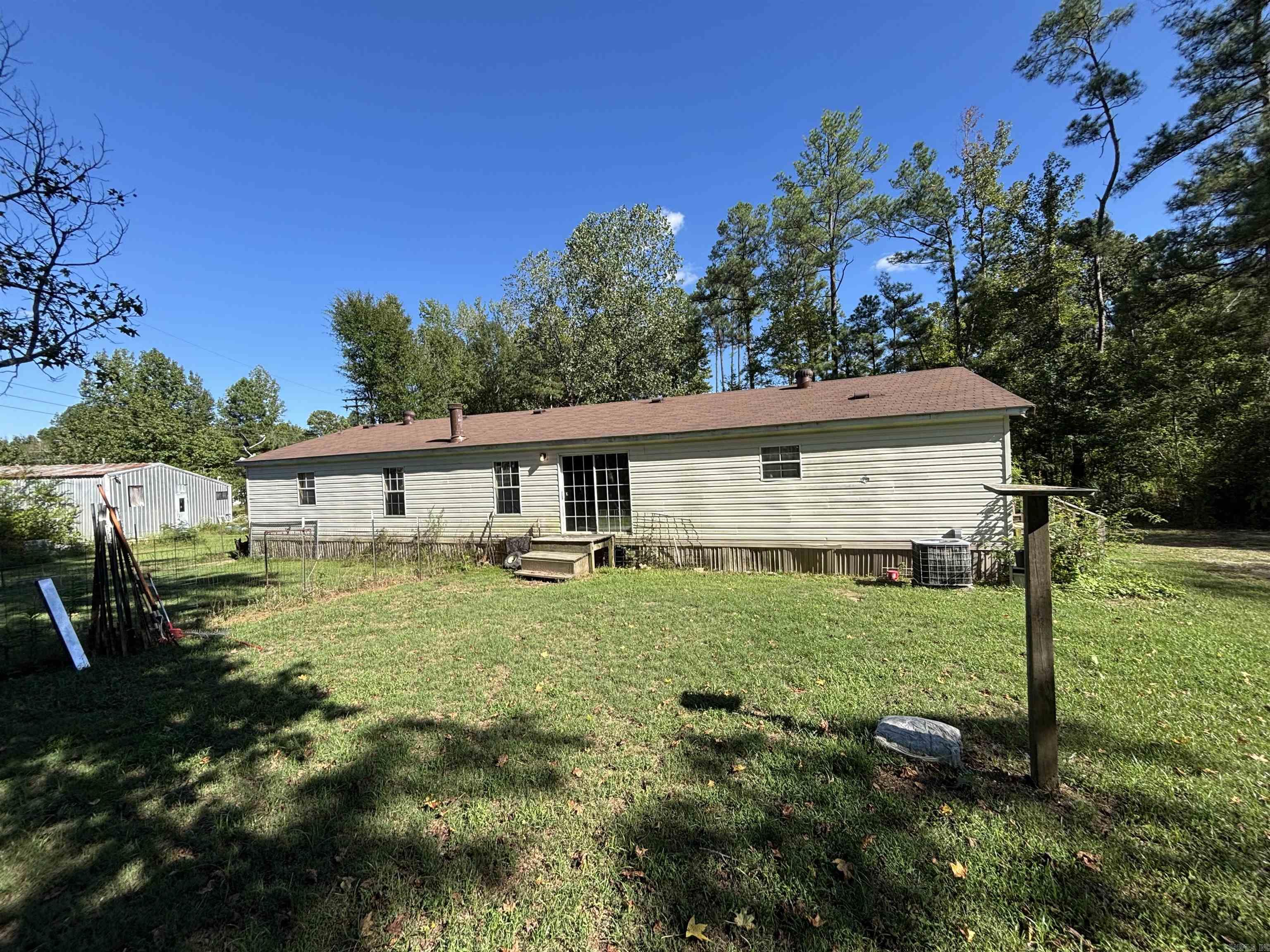 14130 Dollarway Rd. Property Photo 4
