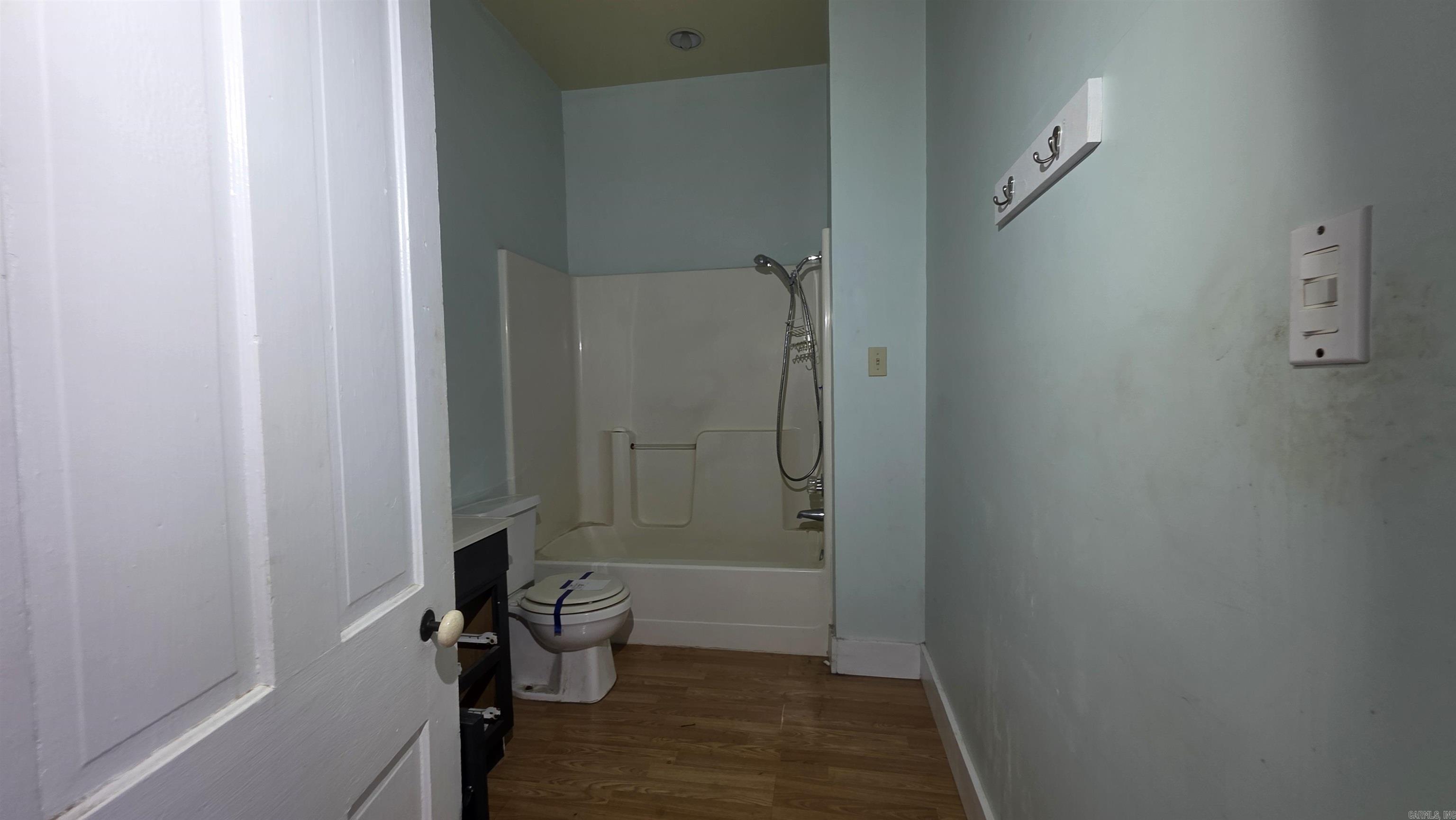 207 W Central Street Property Photo 9