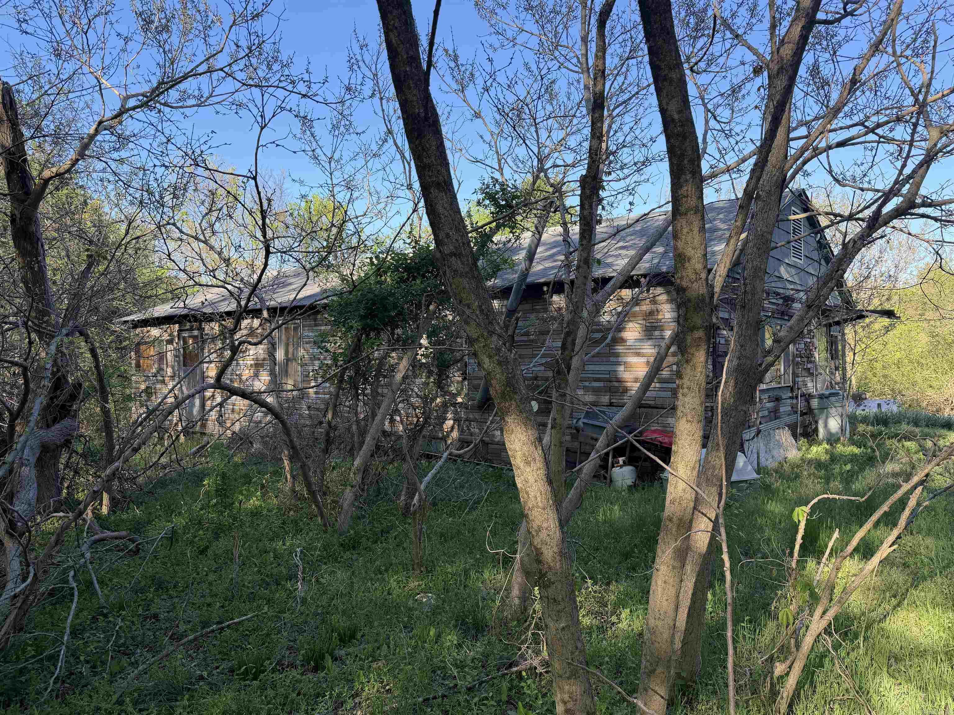 991 Clay 456 Road Property Photo 17