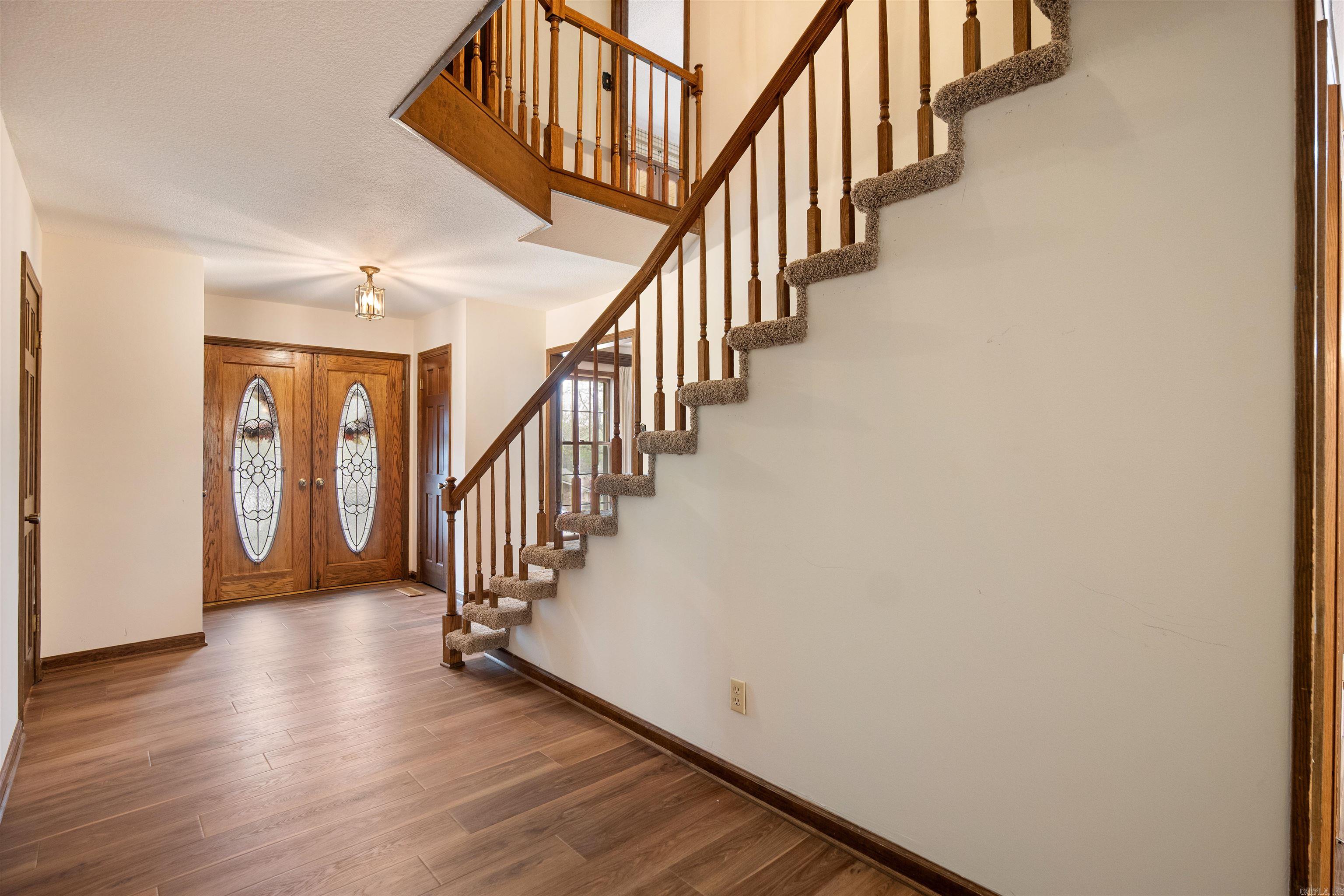 1407 Redbud Property Photo 11