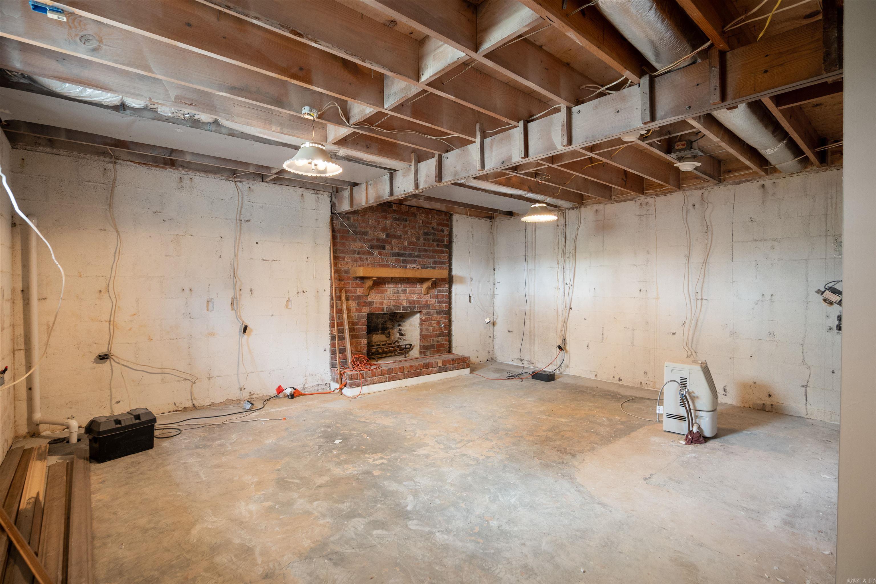 1407 Redbud Property Photo 40