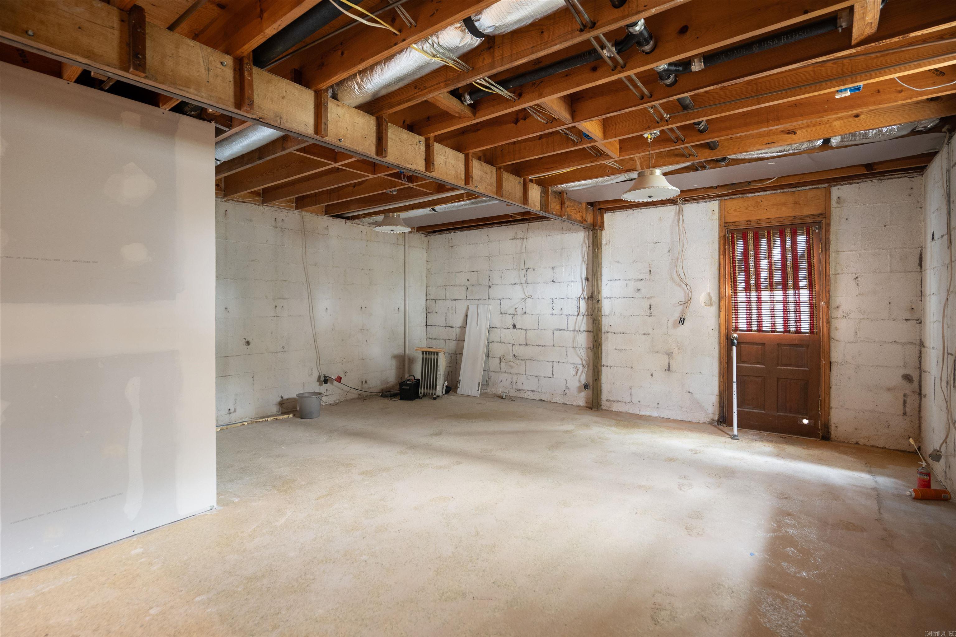 1407 Redbud Property Photo 41