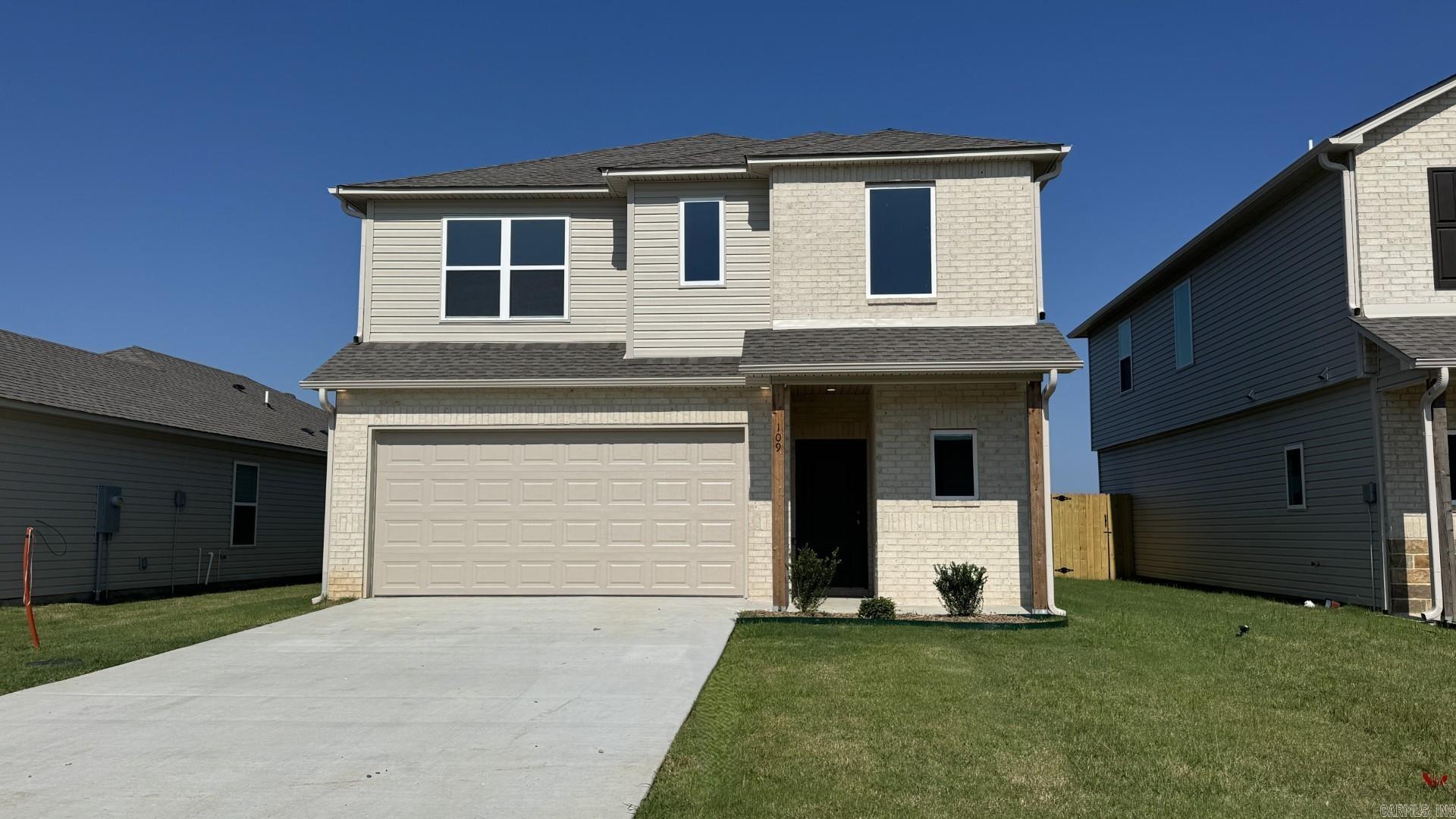 109 Sofia Drive Property Photo 1
