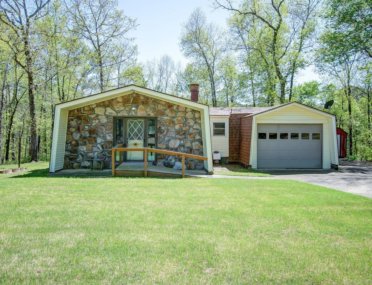 106 Arlington Drive