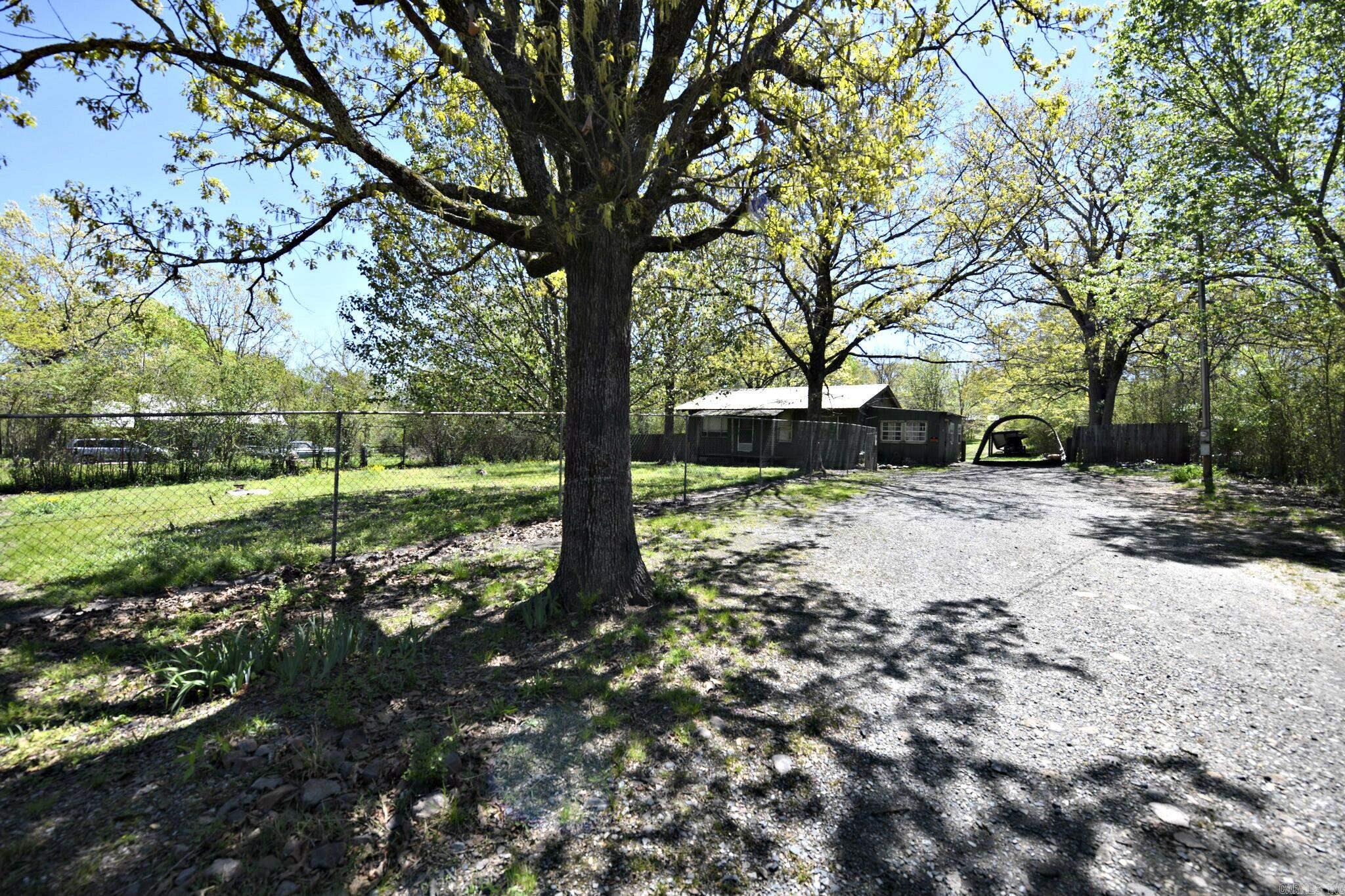 118 Polk Road 76 E Property Photo 3