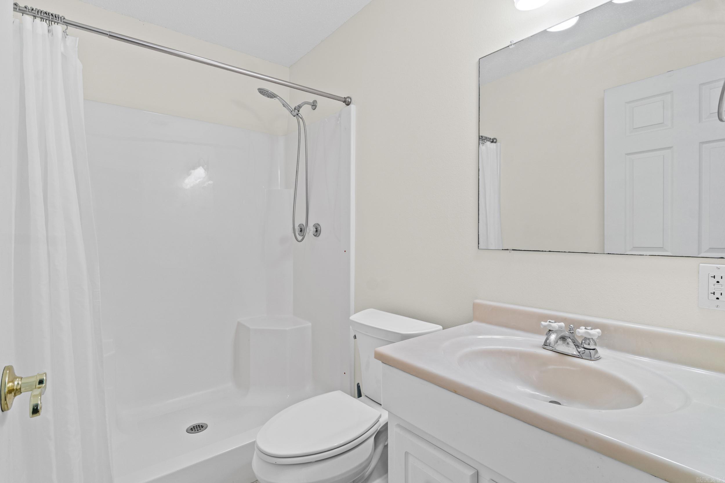423 Hillcrest Drive Property Photo 18