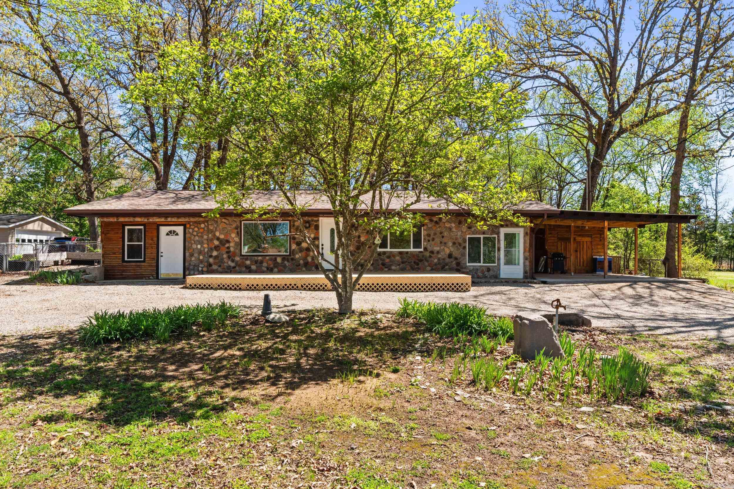 107 Boat Dock Road Property Photo 6