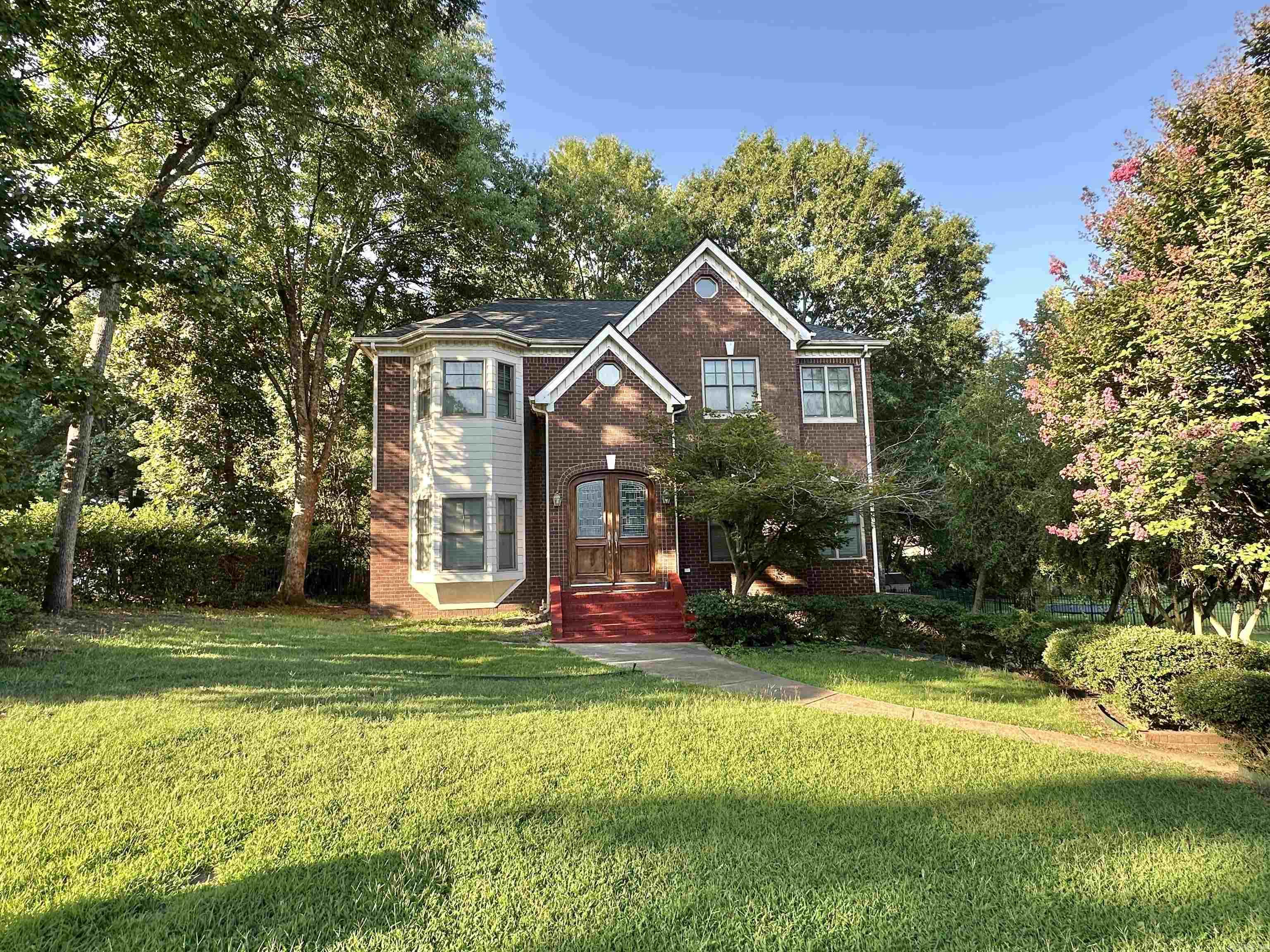 2307 Morningside Drive Property Photo 2