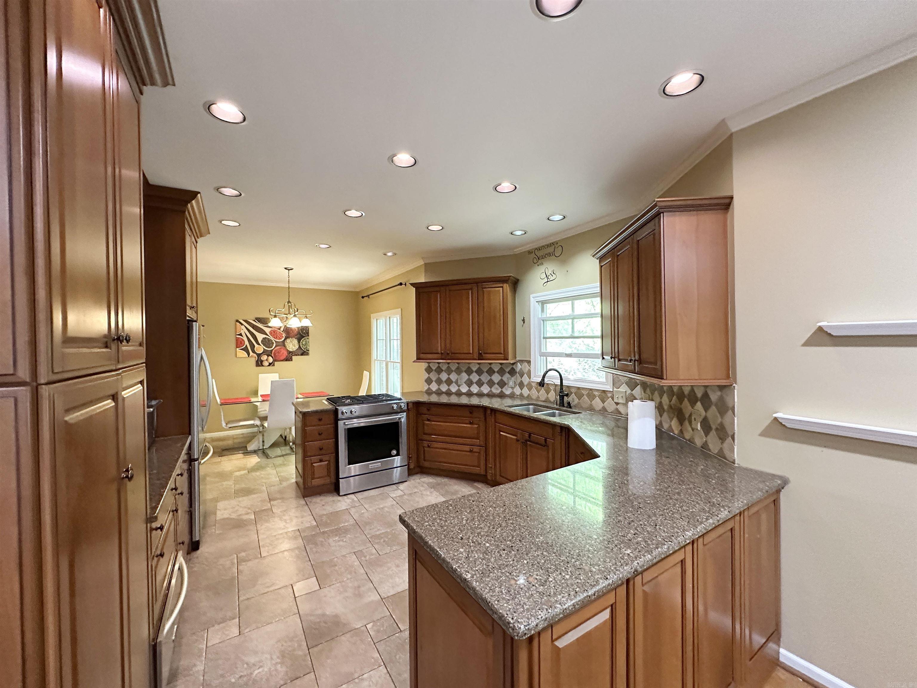 2307 Morningside Drive Property Photo 14