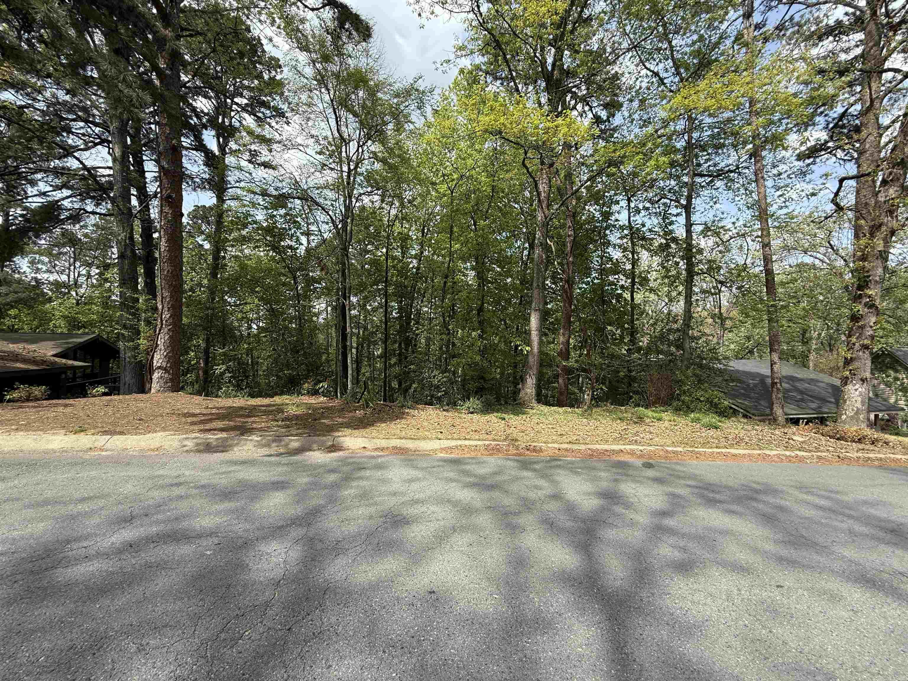 14 Foxhunt Trail Property Photo 1