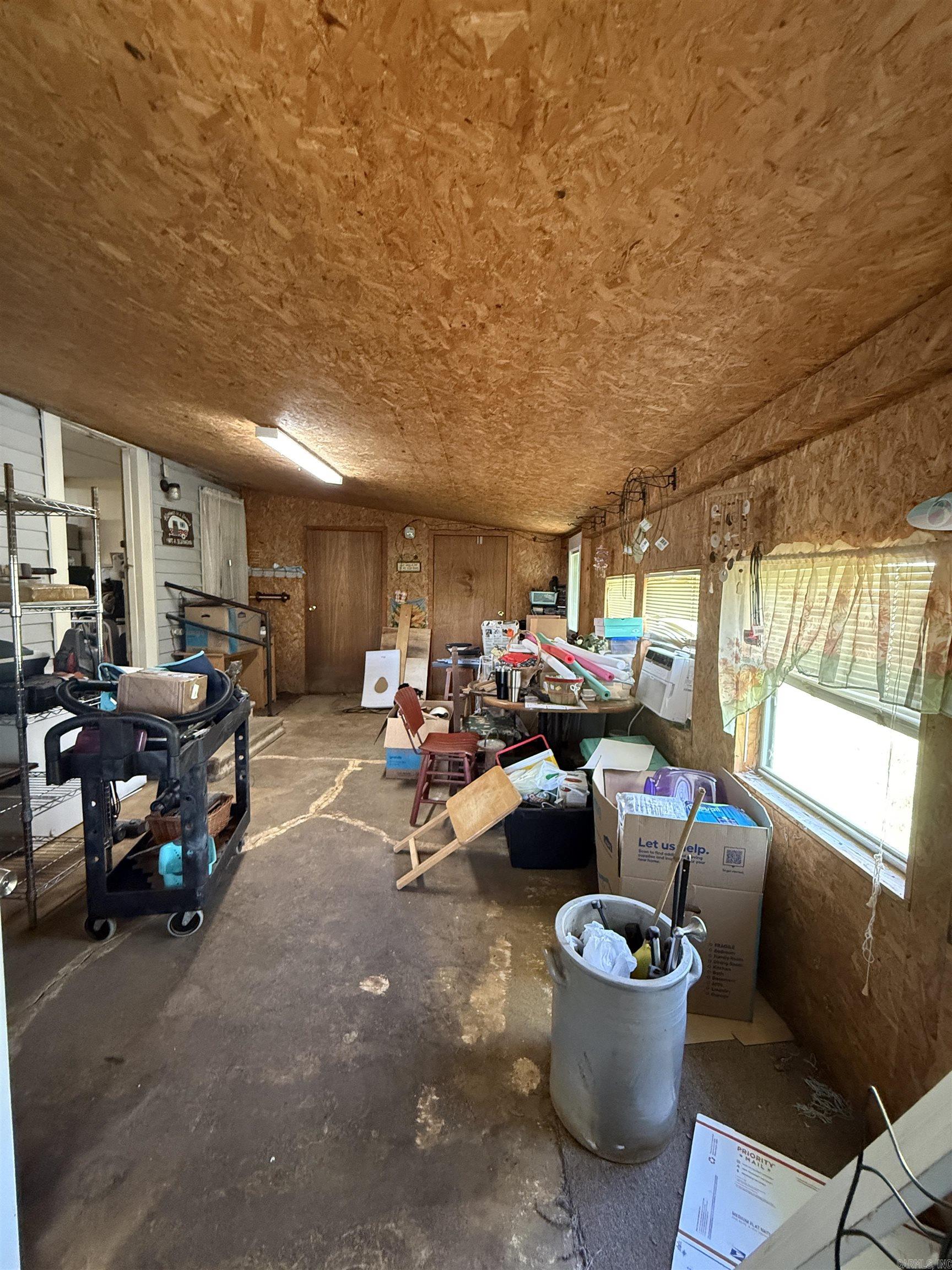 813 Eaton St Property Photo 11