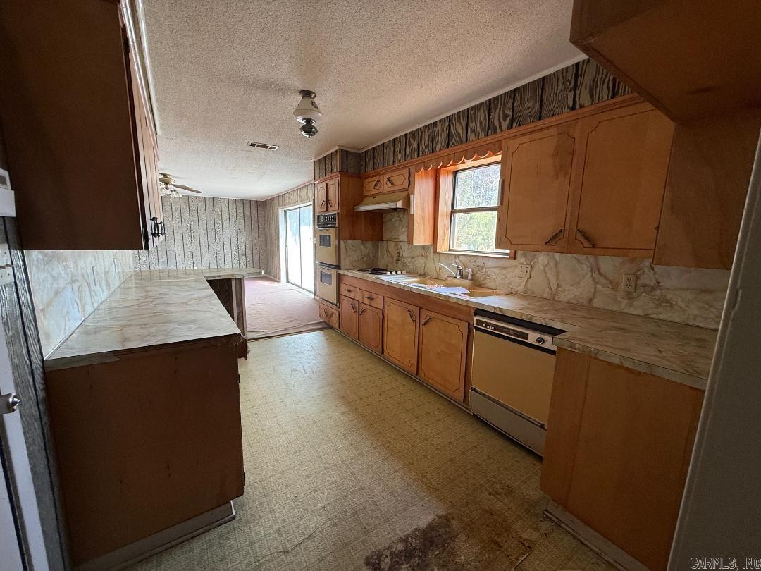 2925 Bowie Avenue Property Photo 6