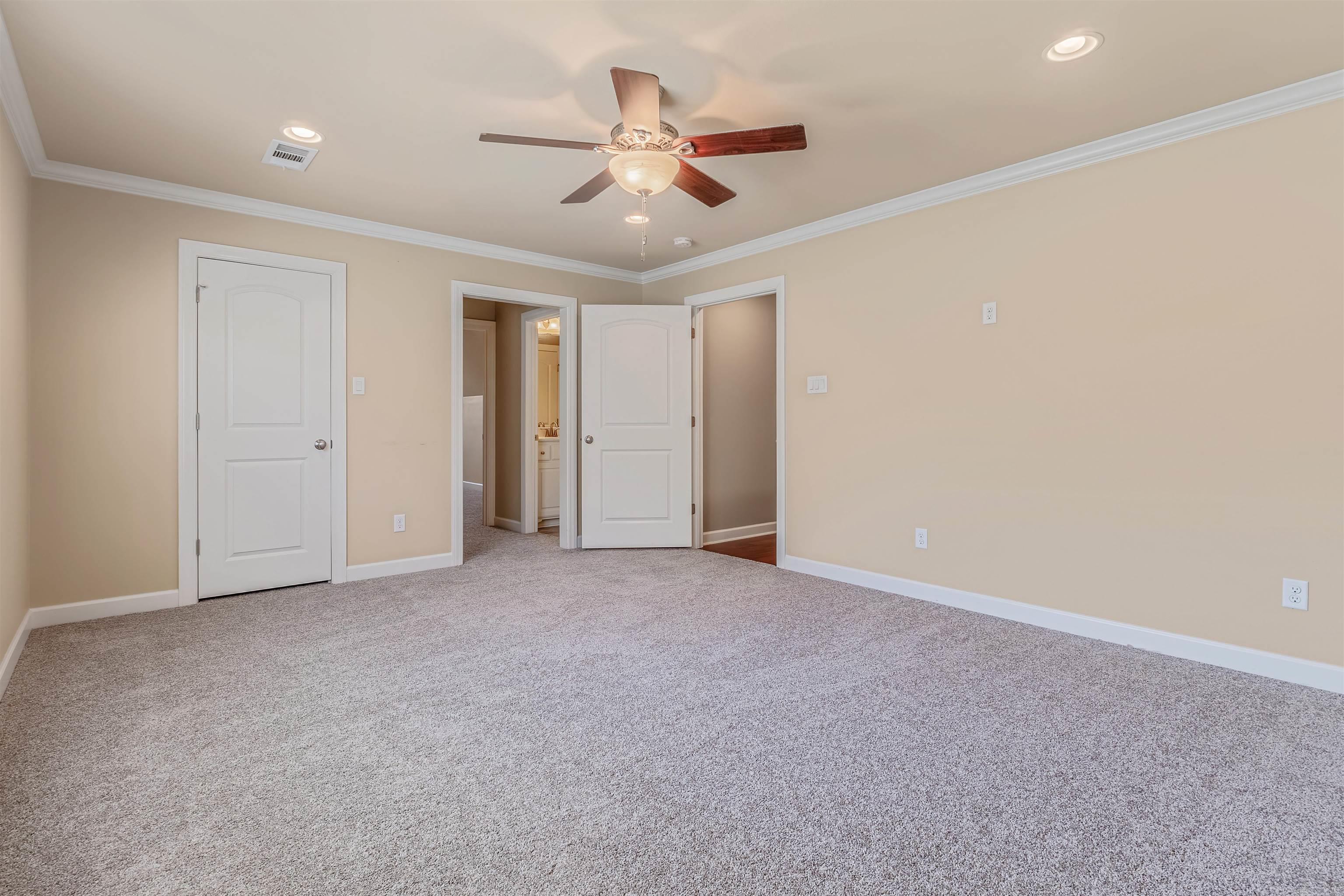 6 Commentry Drive Property Photo 29