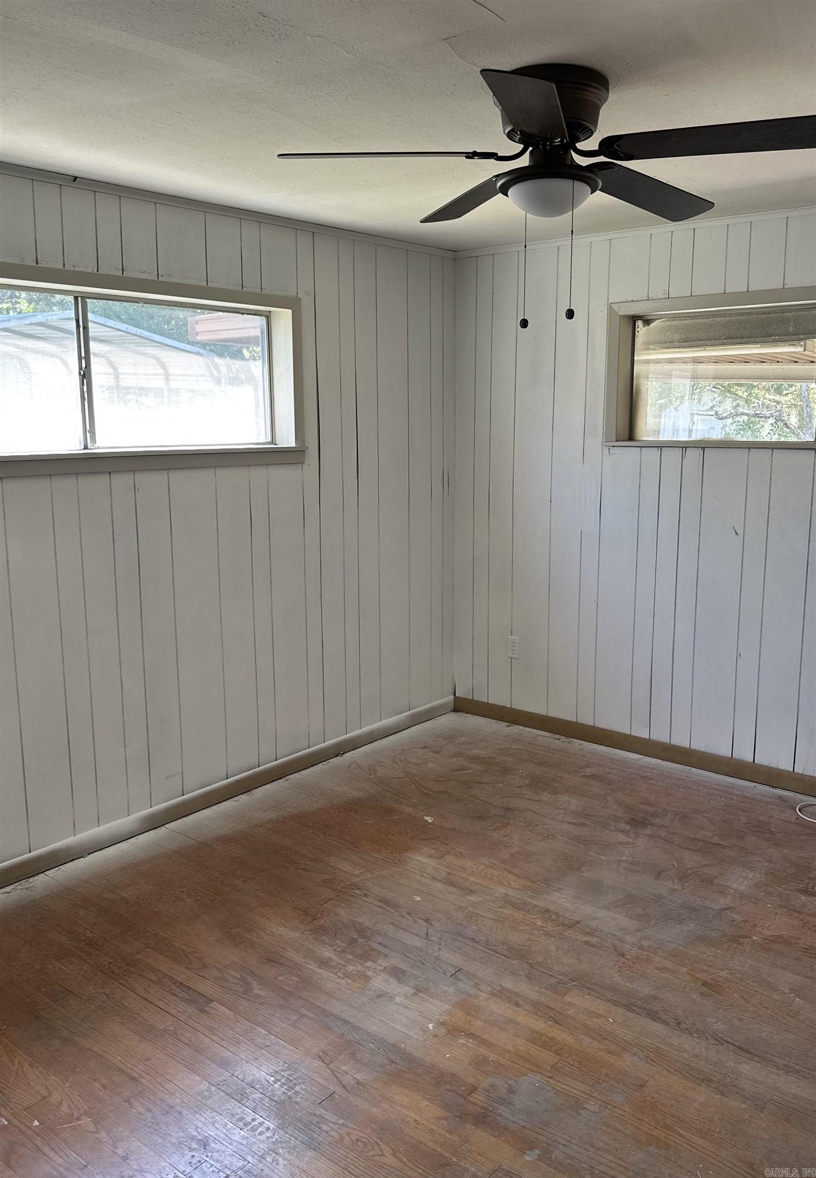 907 Calhoun Property Photo 11