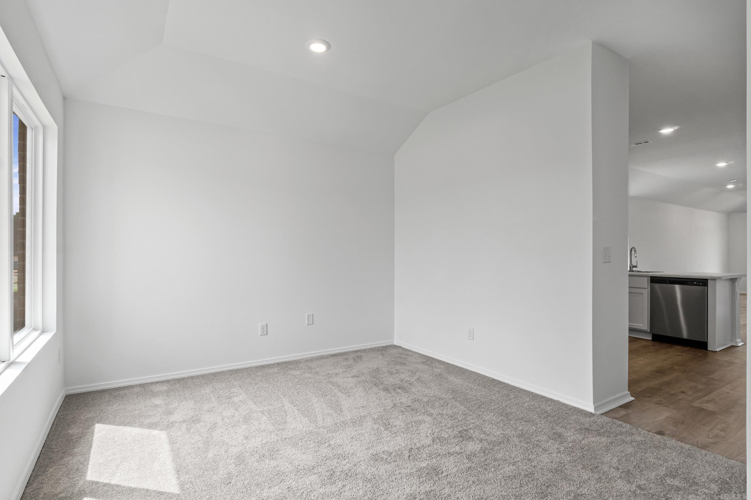 15089 Thompson Branch Trail Property Photo 6