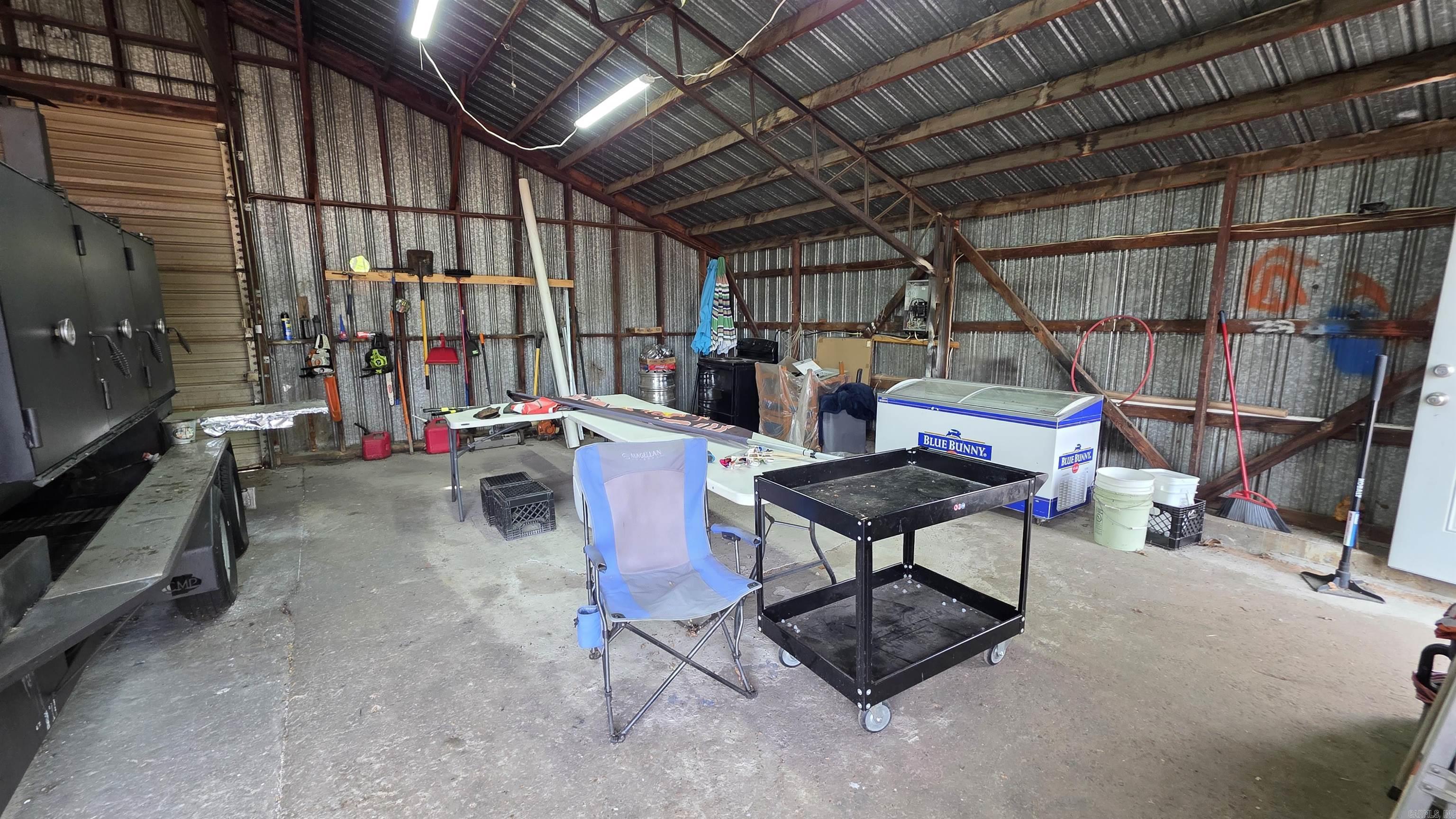 108 Scenic 7 Highway Property Photo 1