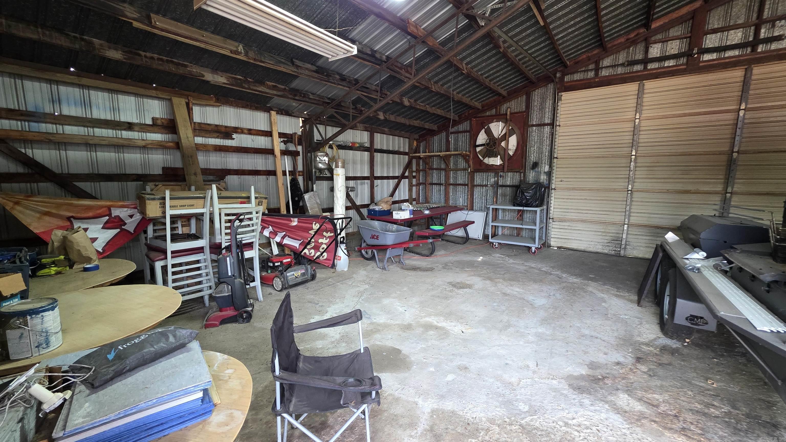 108 Scenic 7 Highway Property Photo 2