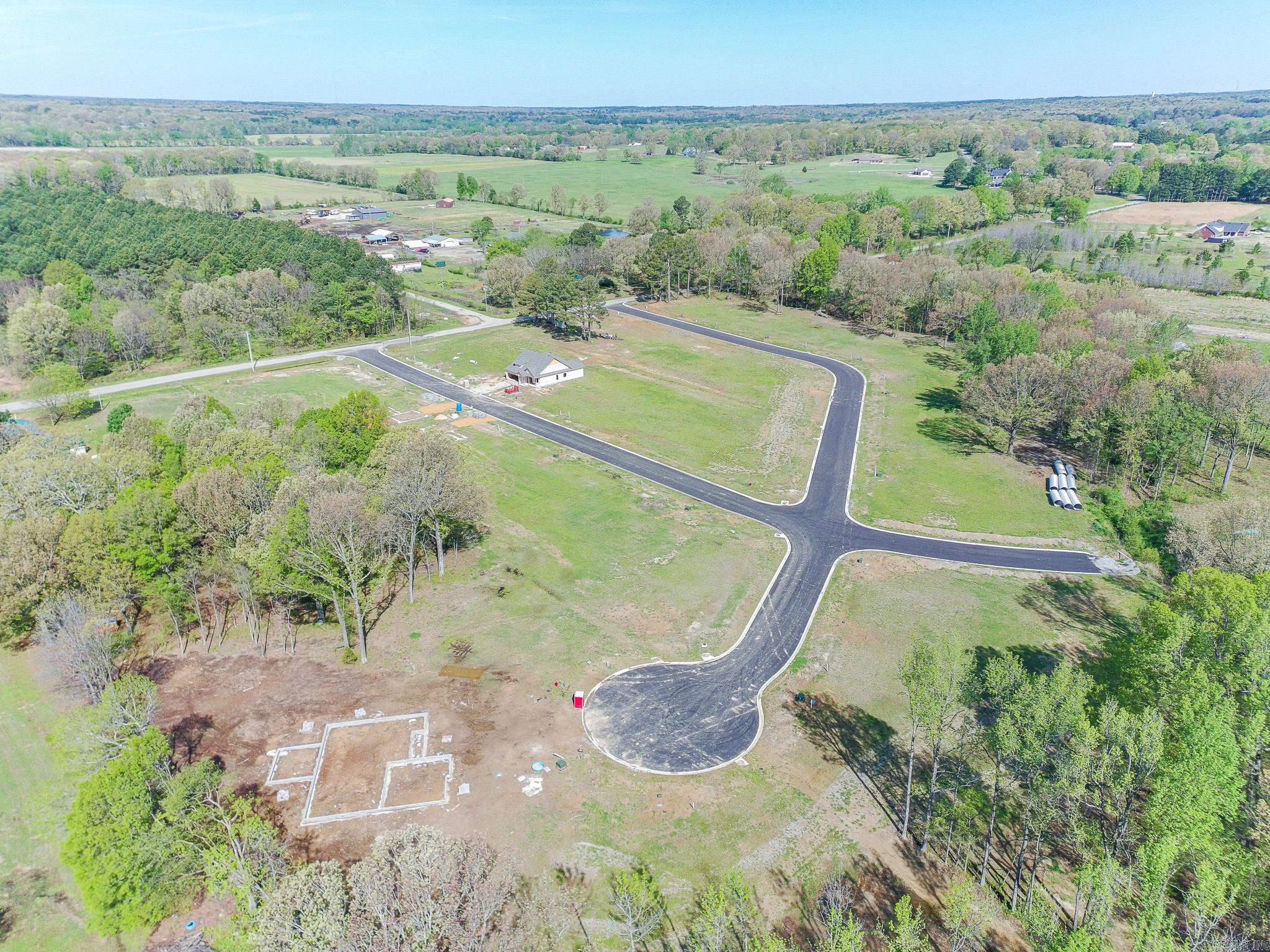 103 Horseshoe Creek Drive Property Photo 17