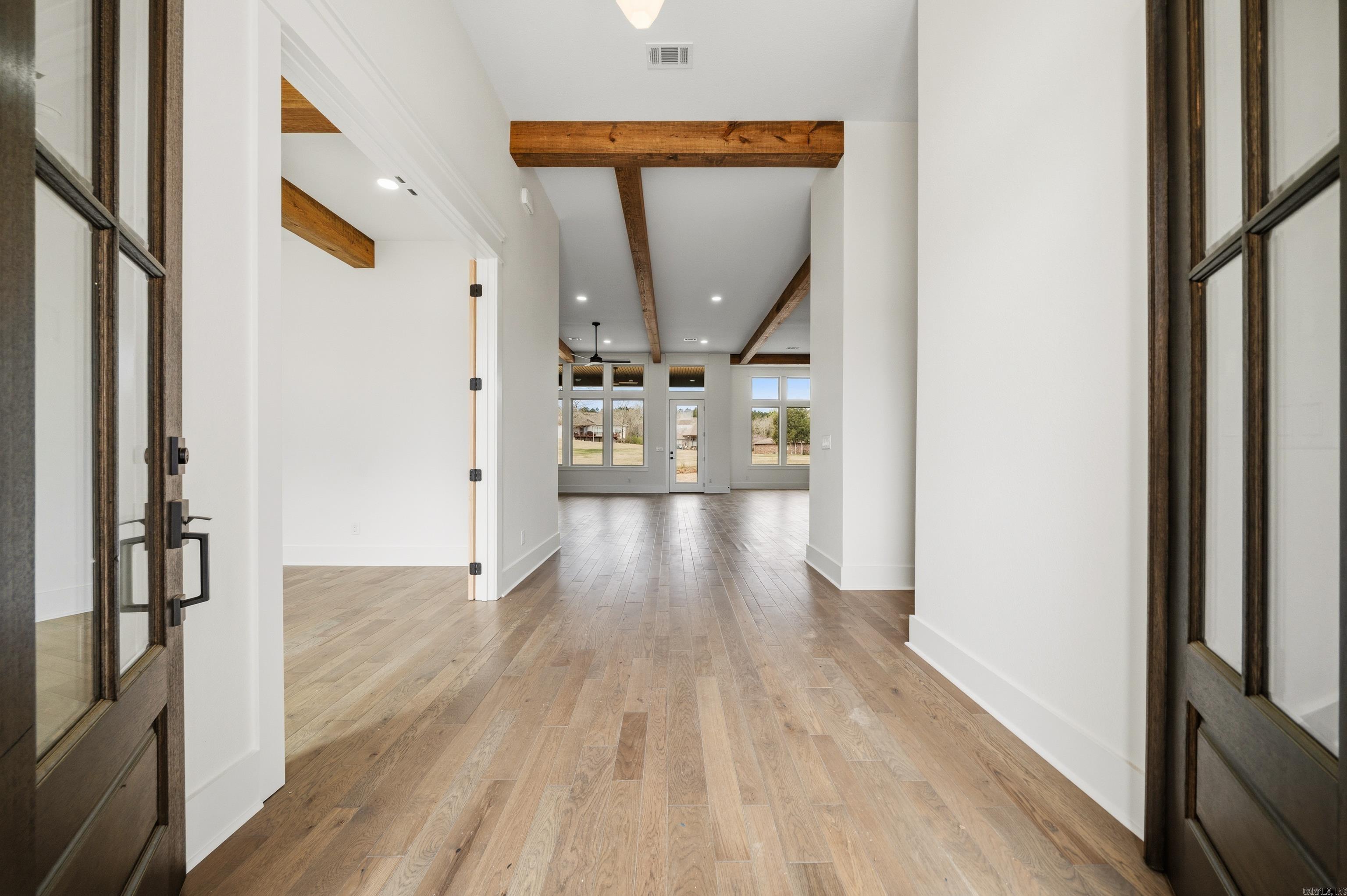 9 Linares Lane Property Photo 2