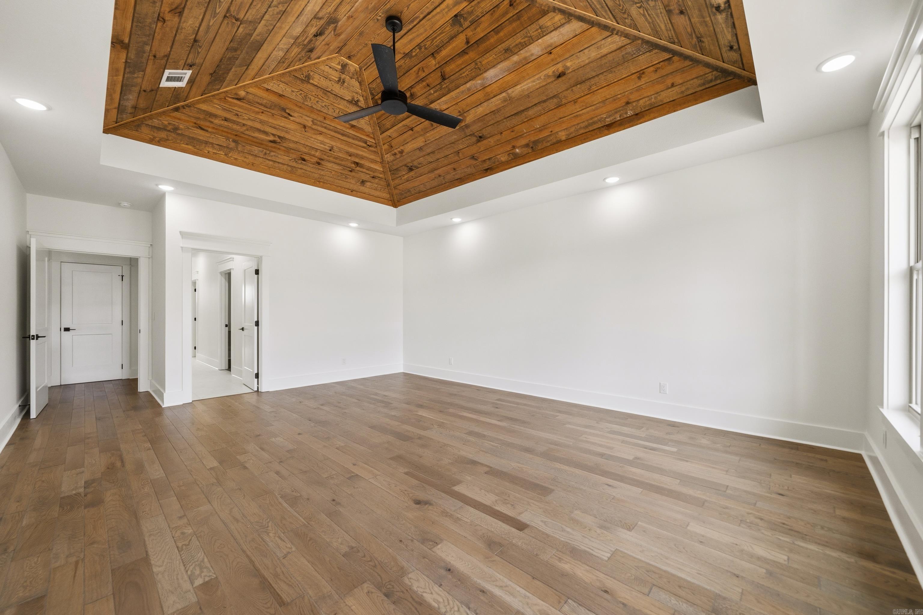 9 Linares Lane Property Photo 27