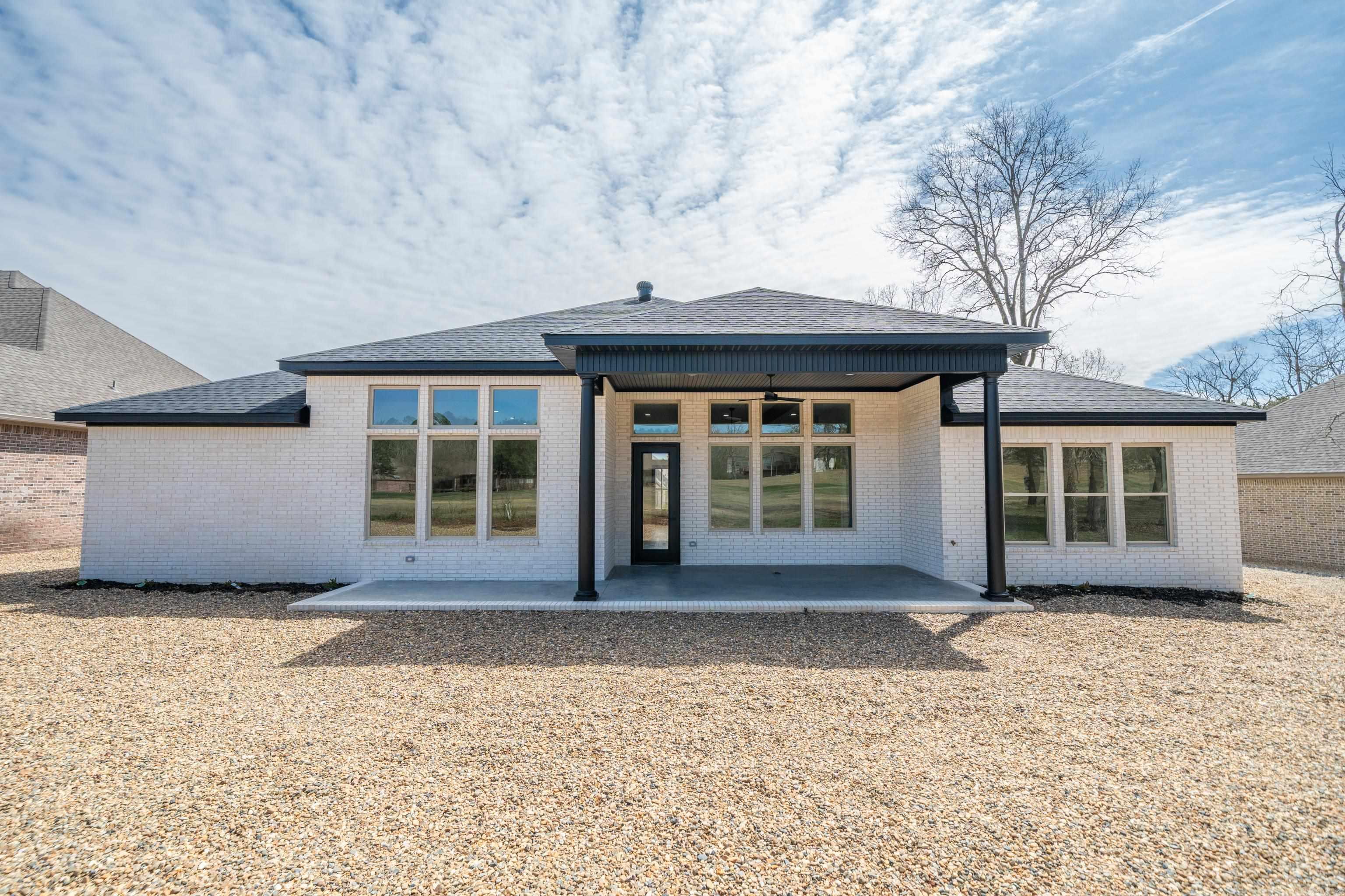 9 Linares Lane Property Photo 49