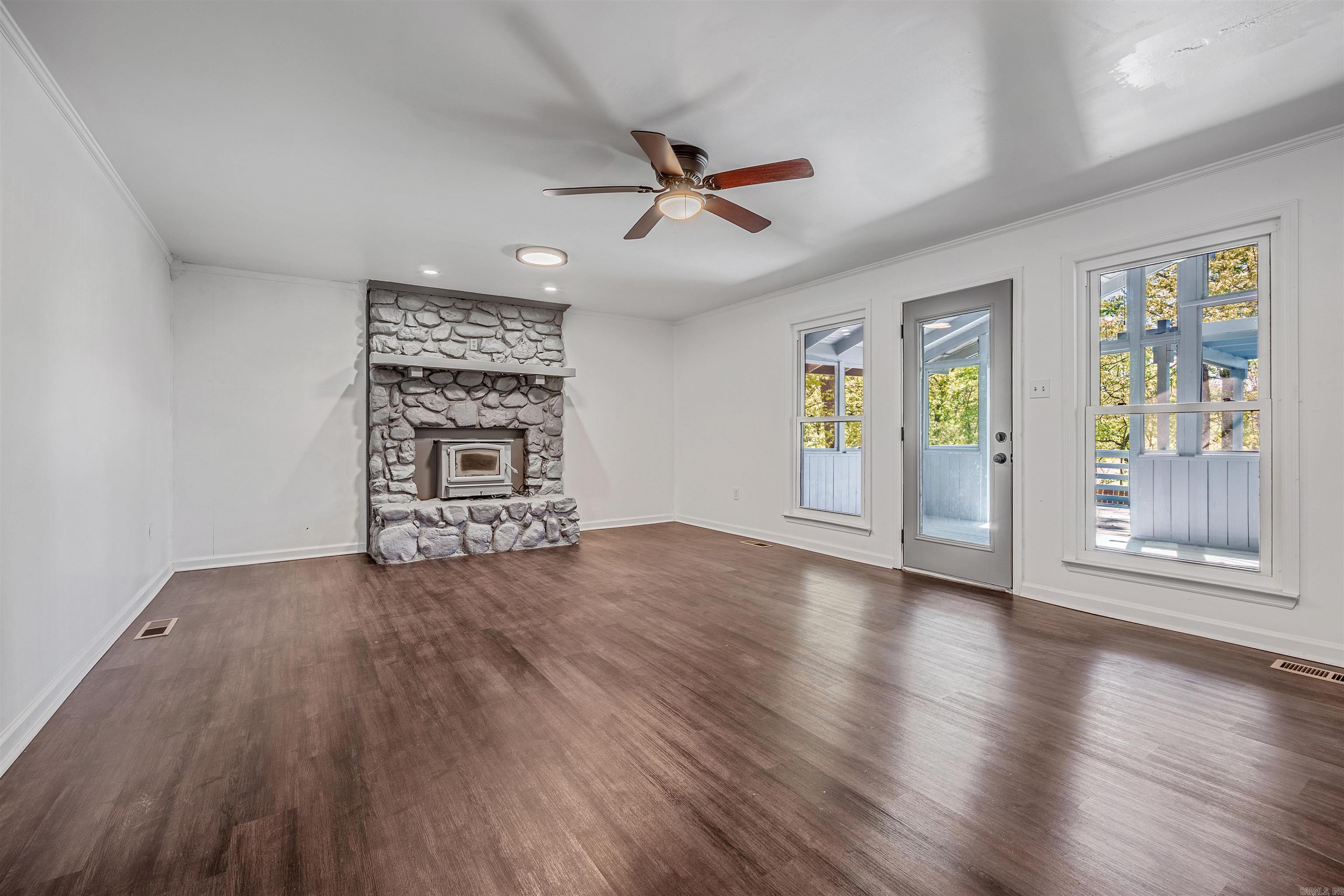 19019 Quail Run Property Photo 9