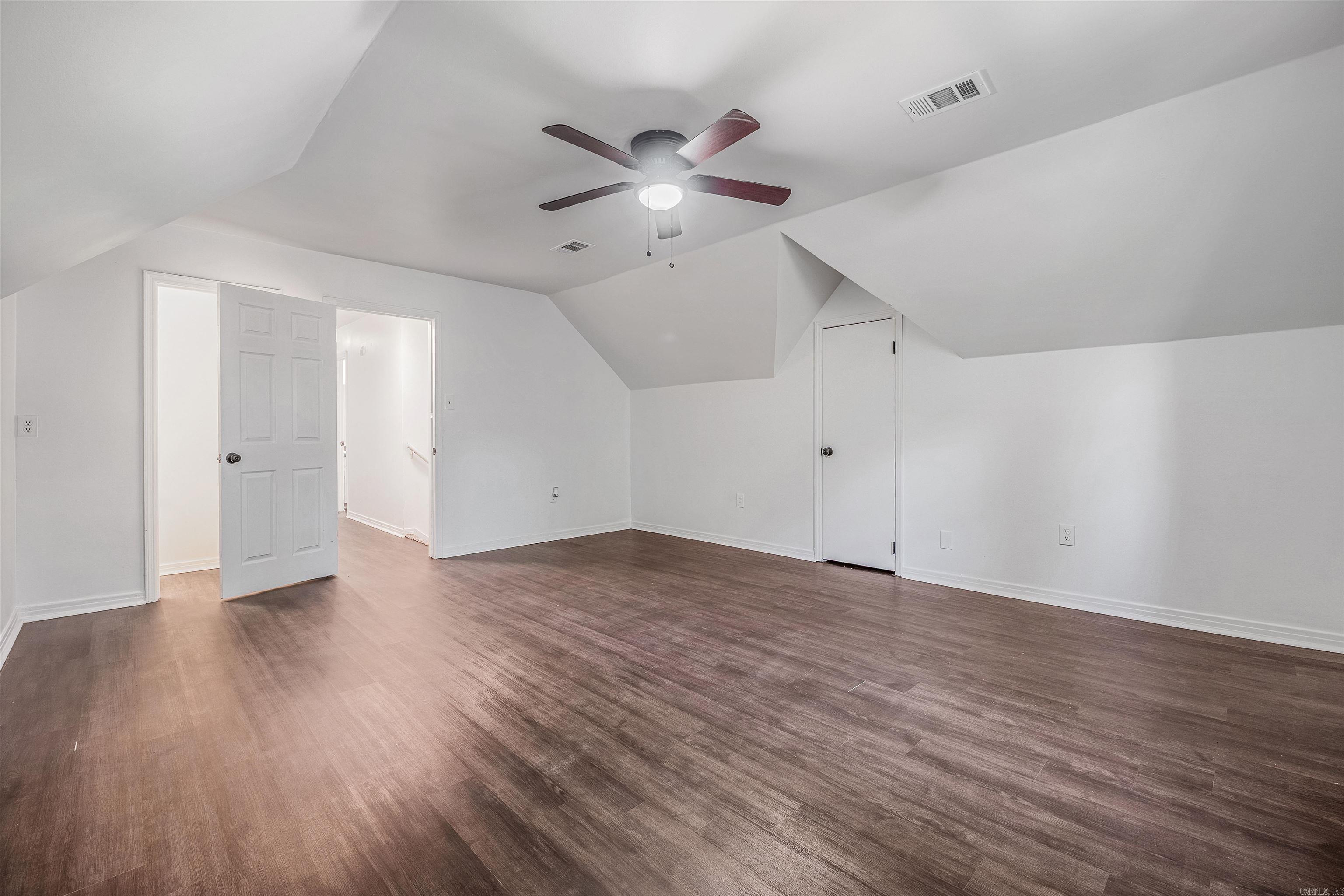 19019 Quail Run Property Photo 22