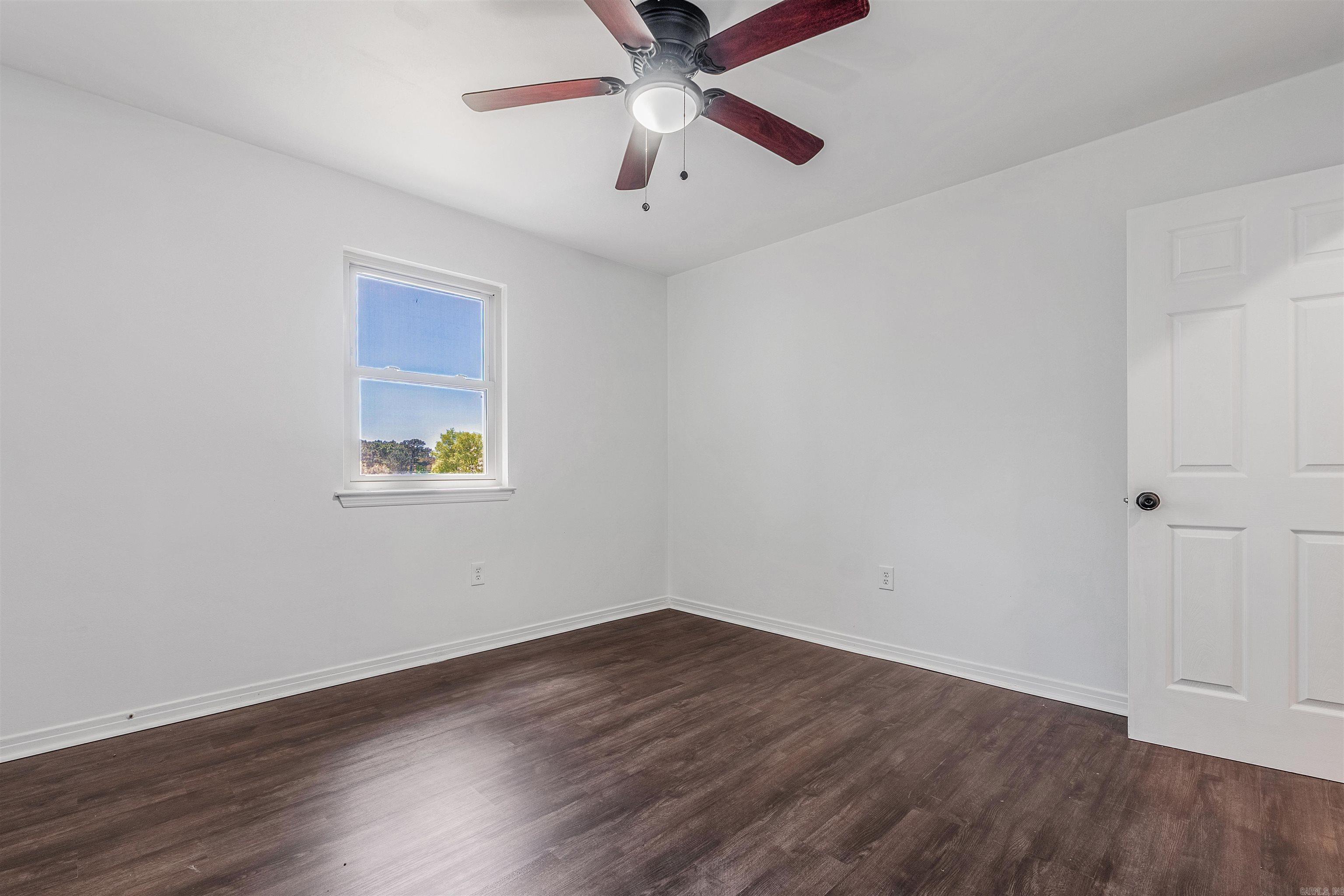 19019 Quail Run Property Photo 28